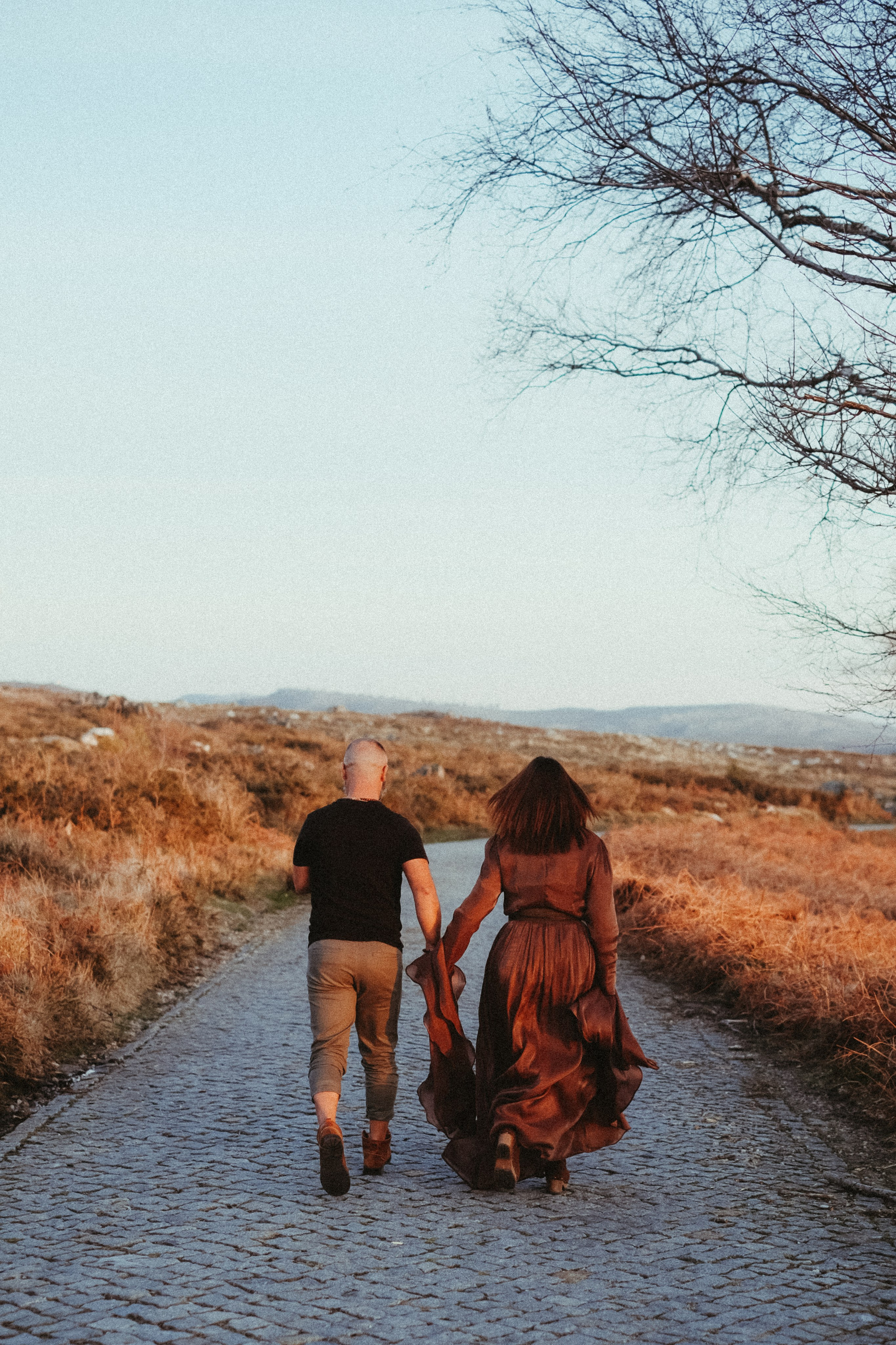 Destination wedding couple session in Portugal at golden hour
