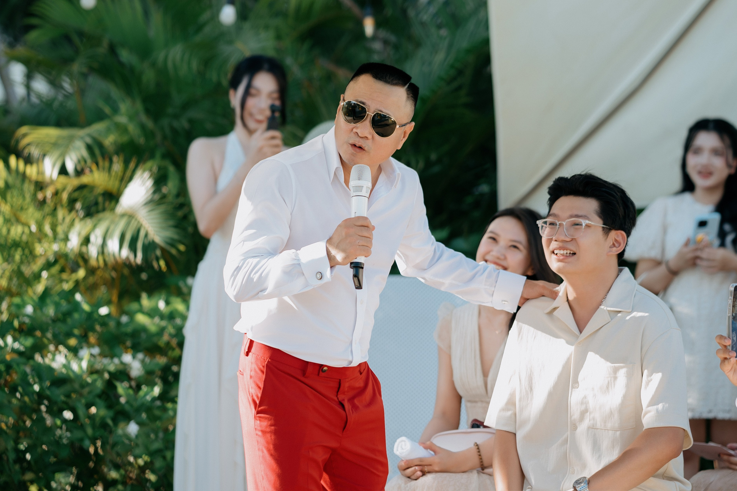 DUC HOANG & HUONG ANH / The Vows. Saigon Wedding Present | Art Beyond Moments