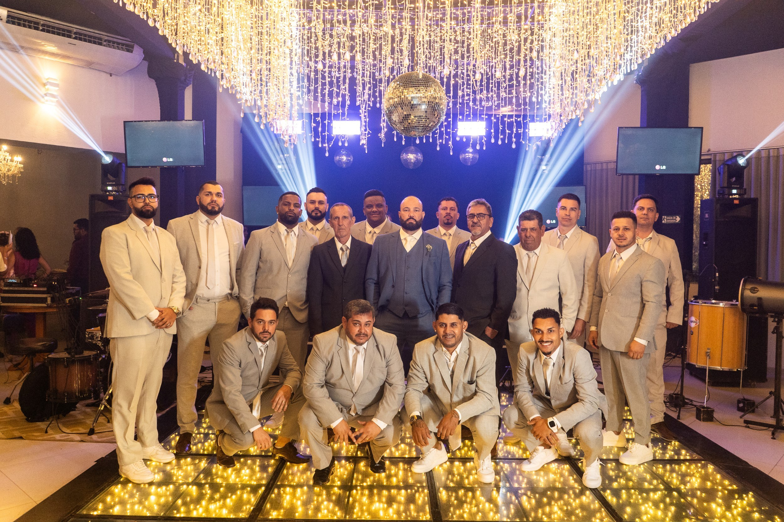 Casamento Aliriane e Willian — Novo Horizonte. Fotógrafo de casamento e Filmmaker de casamento