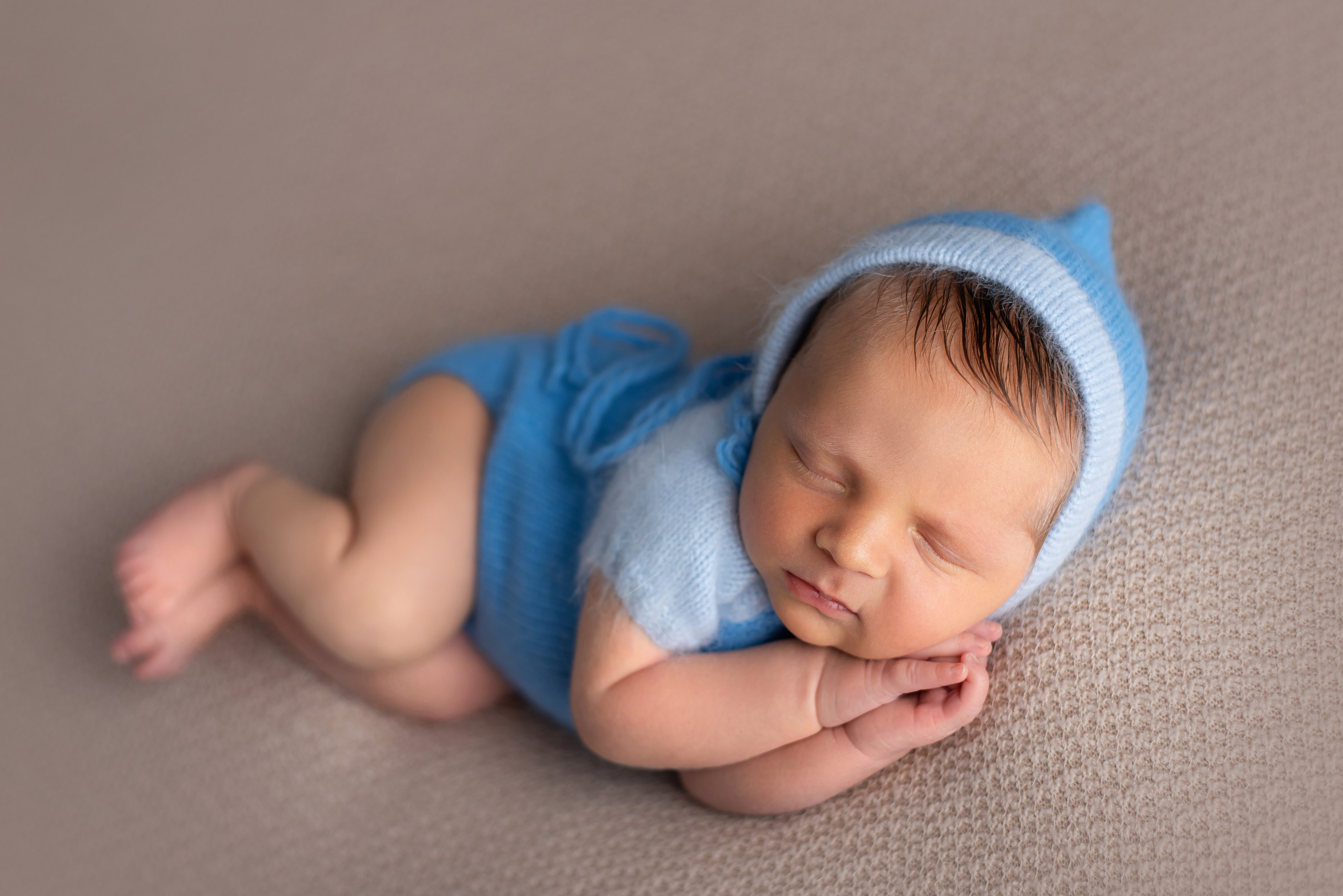 Daniil 8 days. In-home newborn photography Raleigh & area Katya Kulikova