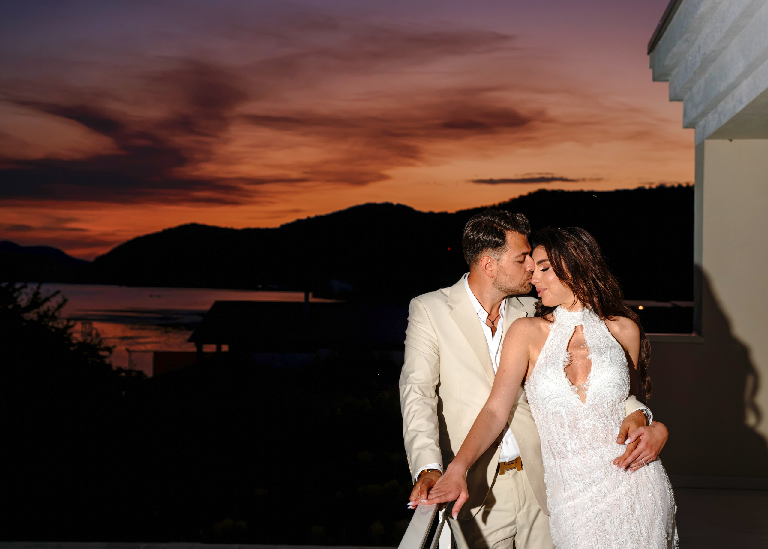 Iubire la apus pe Dunăre | Sonia & Bogdan. Andrei Marta | Fotograf Nuntă & Destination Wedding