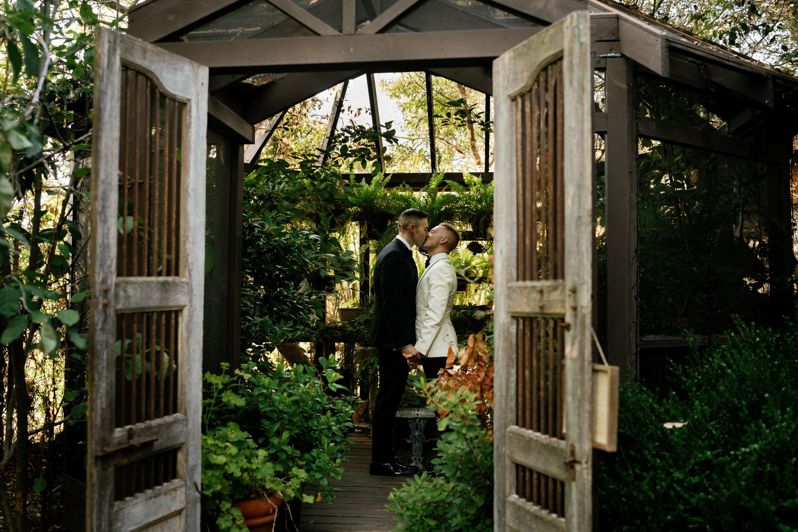 LGBT wedding photographer in California. Wedding Photography & Videography Team in California, Los Angeles, San Francisco, San Diego and Travel