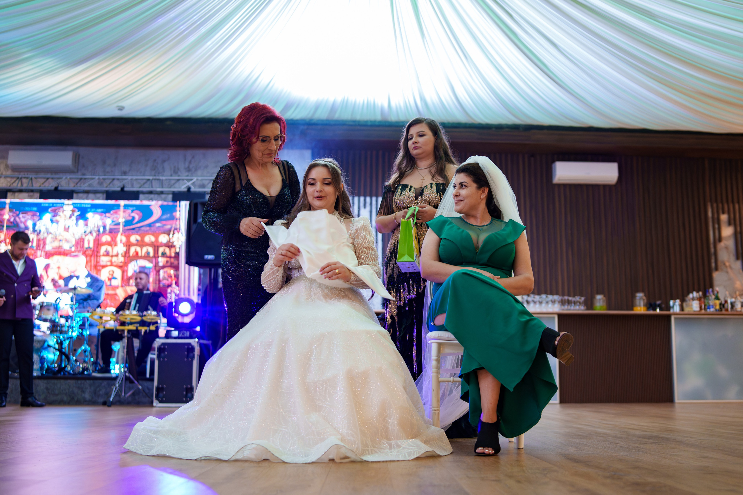 Cosmin & Gabriela. B|P Weddings - Fotograf & Videograf - București||0730017811