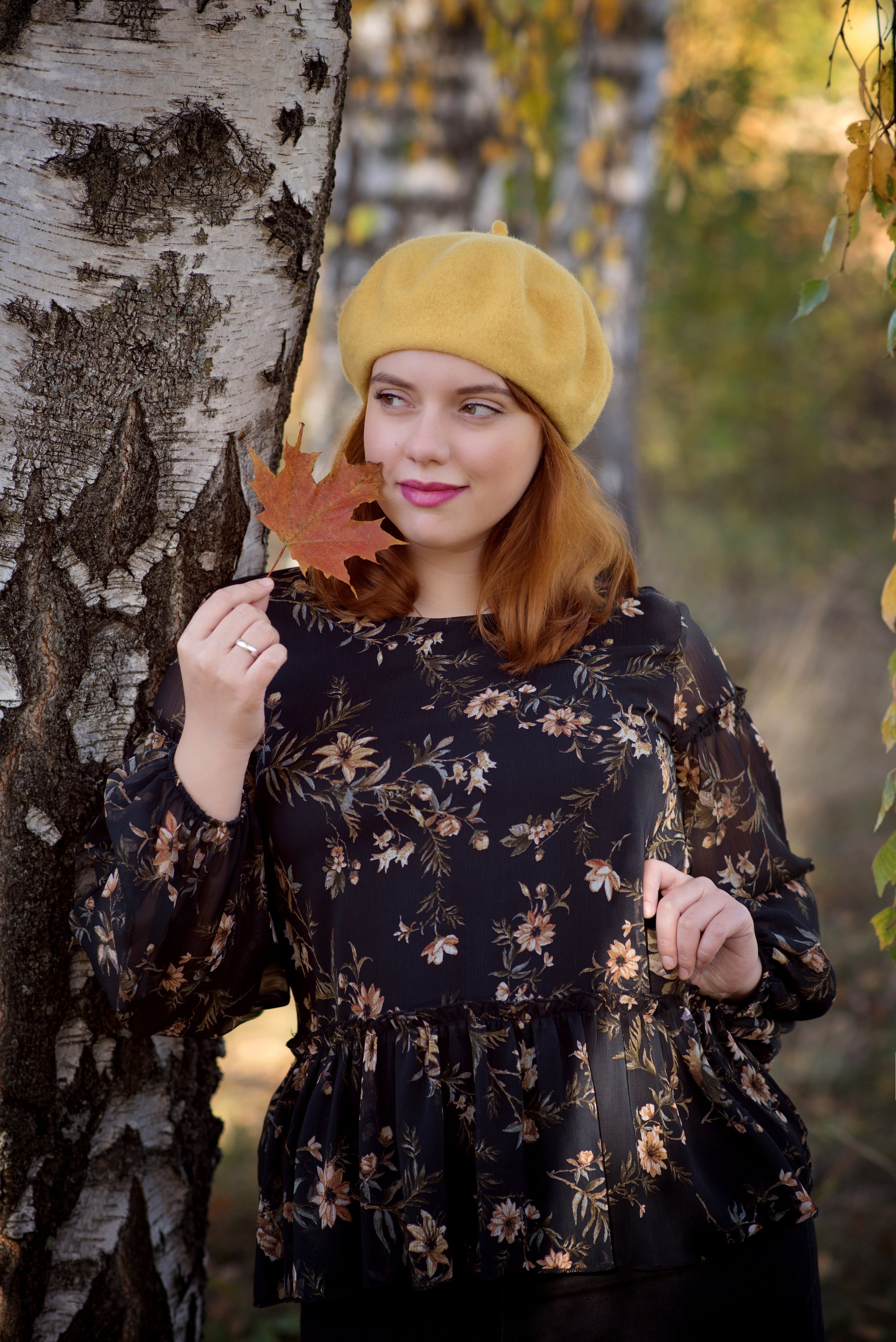 Ронит. Главная