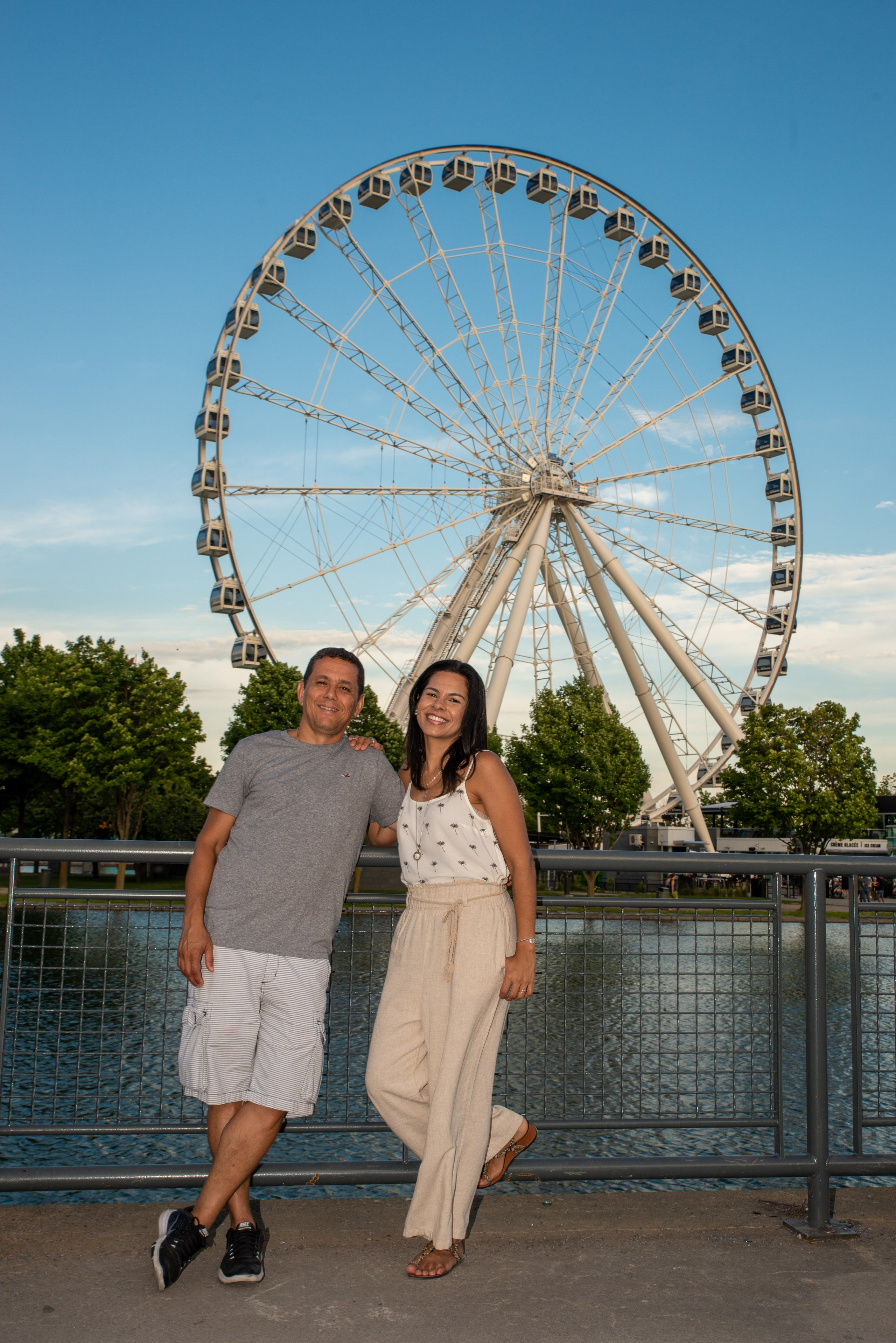 Andressa’s Family (Montreal QC). Carlos Lima Photography — Photographer in Calgary