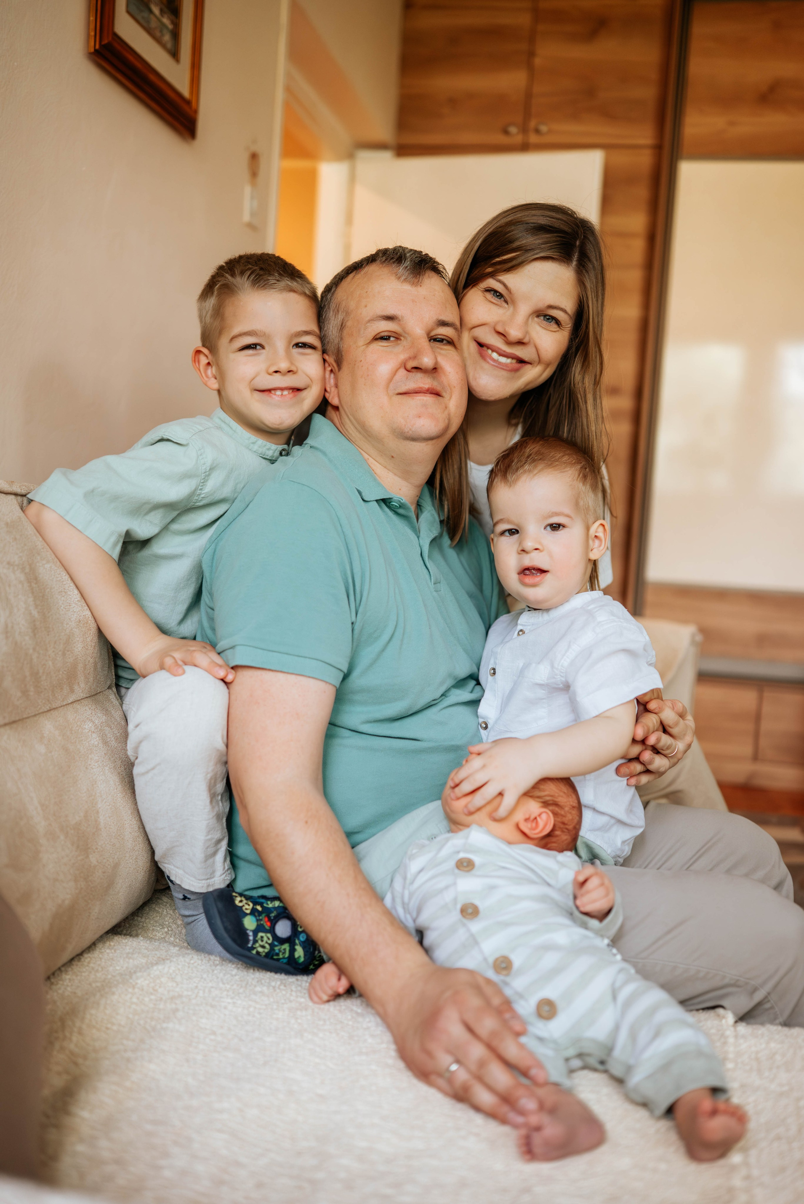 Bojan, Marija, Mihajlo, Viktor i Aleksa - porodično fotografisanje. Dečiji i porodični fotograf