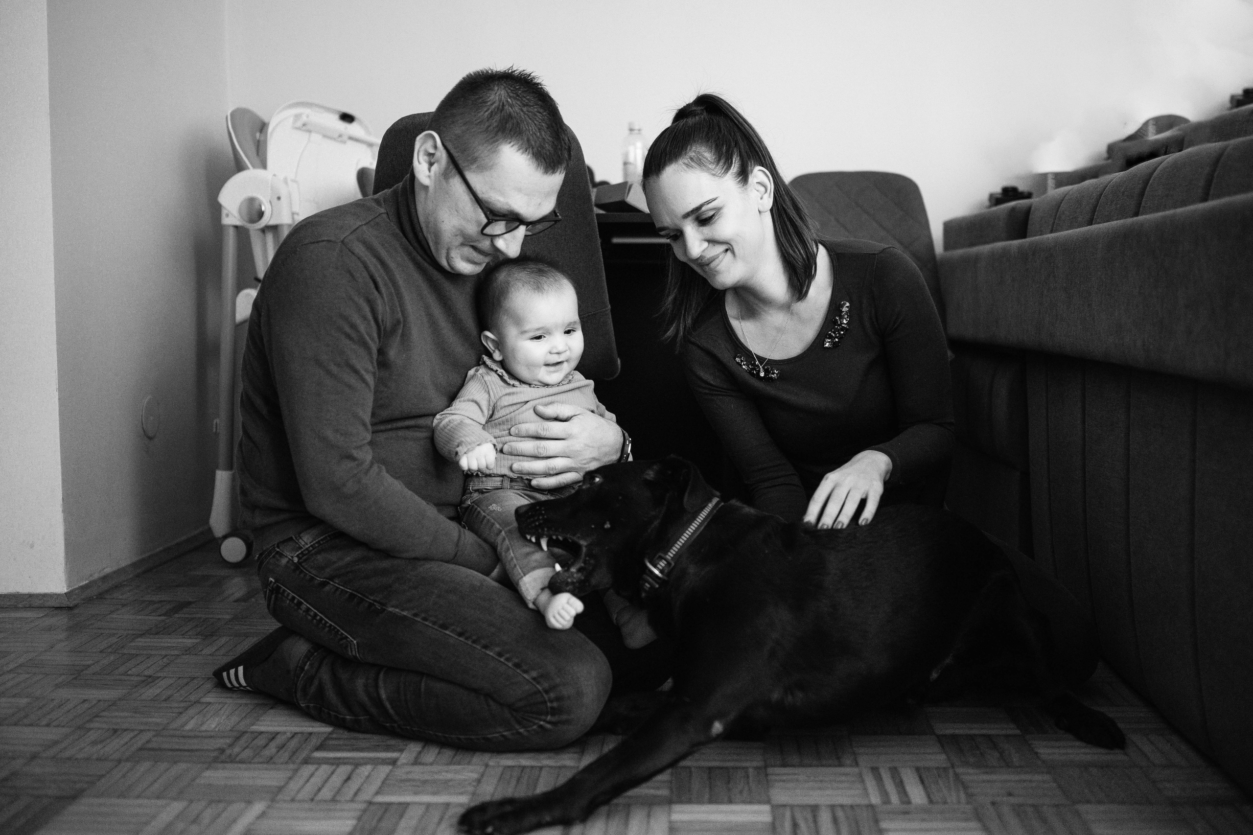 Lana - fotografisanje bebe kod kuće. Dečiji i porodični fotograf