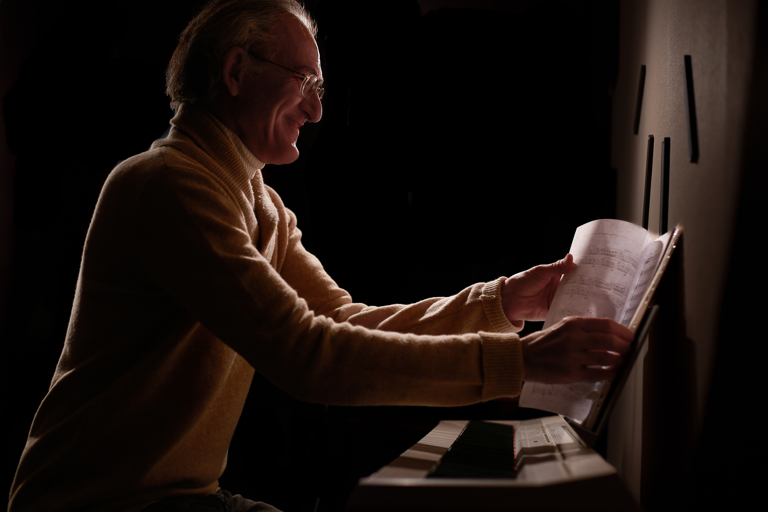Aleksander Pustovit. Portret photographer in Switzerland Artur Magpie