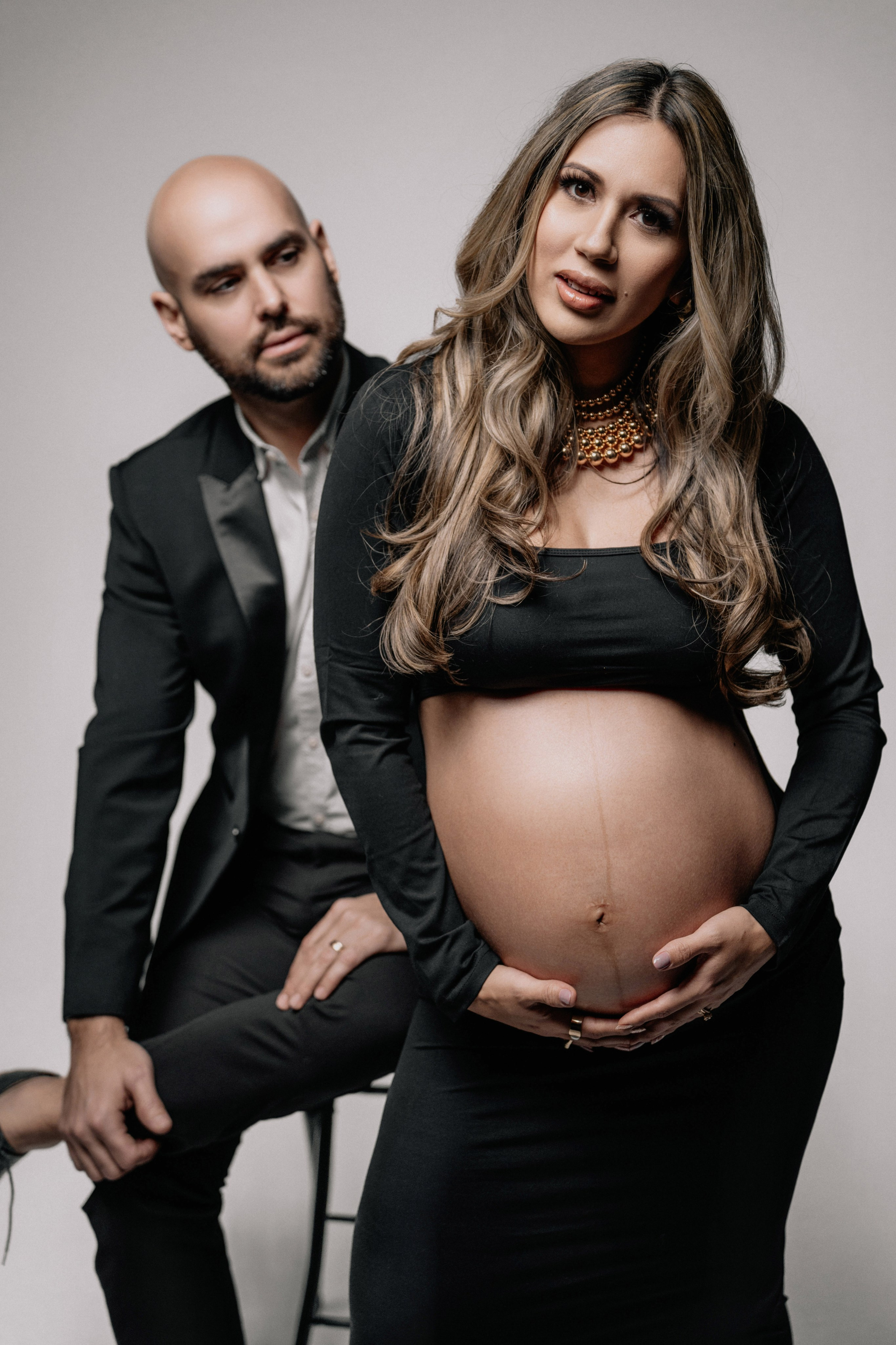 Elegant Maternity Photography – Artistic & Draped Fabric Studio Session. Alisa Tant — Family and newborn photographer Bucks County, Montgomery county, Philadelphia, NJ