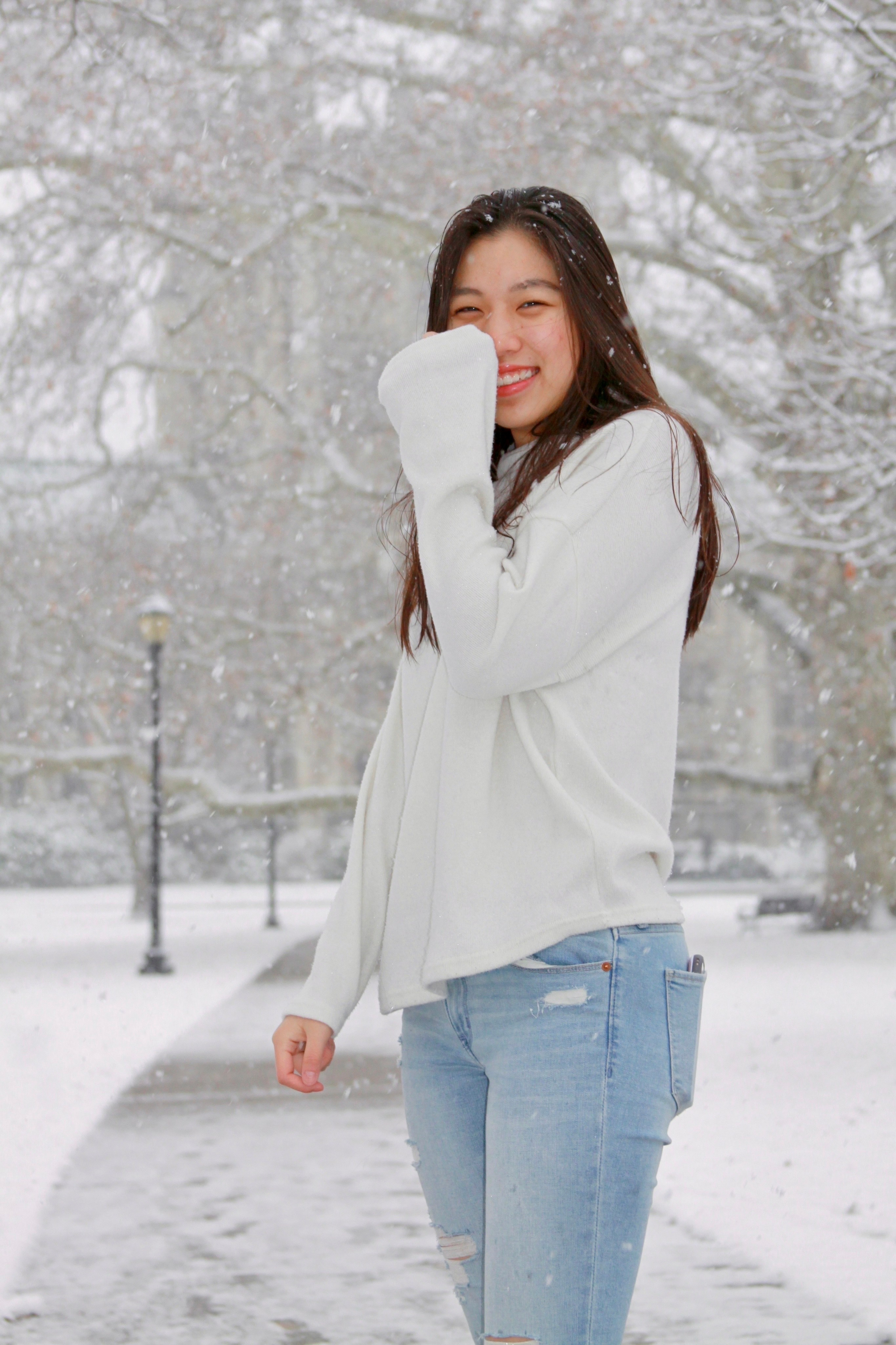 Snow day with Alex and Frances. Kelly Sang, graduation and portrait photographer in Boston