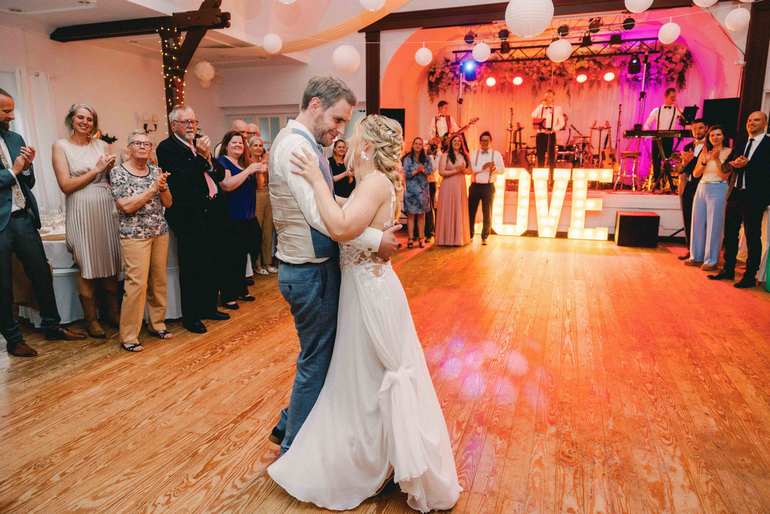 Hochzeit im AK Happiness