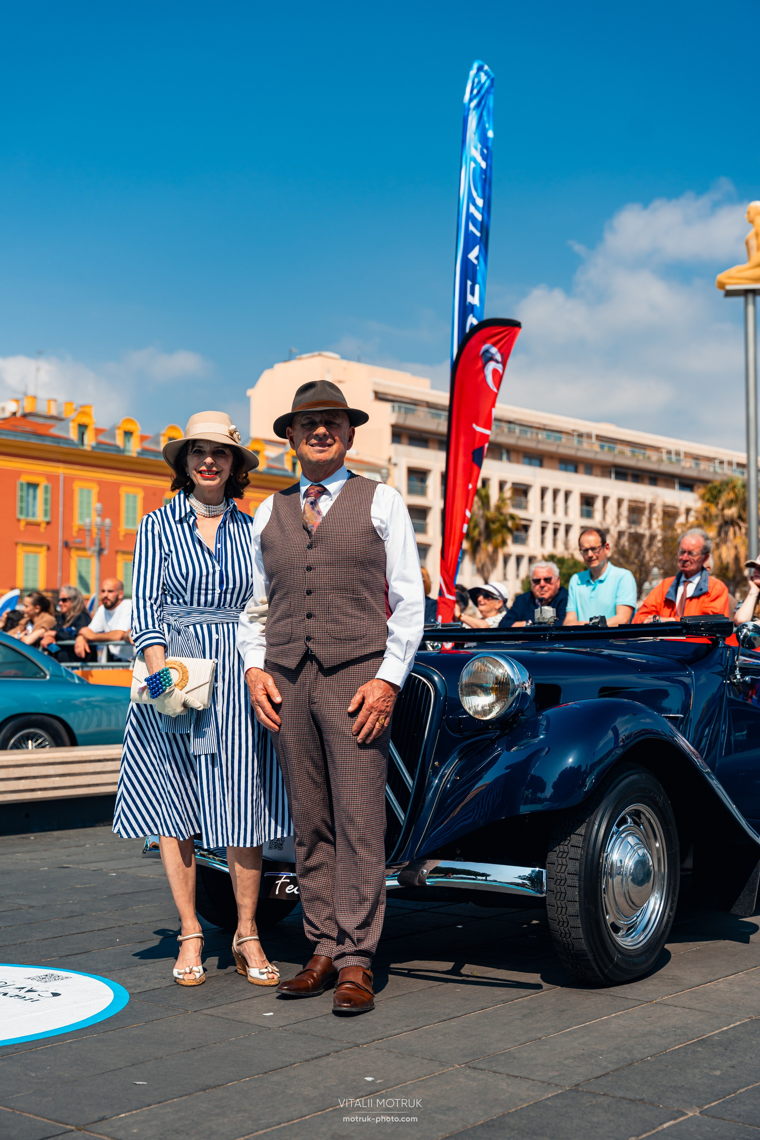Legends de Nice. Photographe de voitures à Paris — Vitalii Motruk
