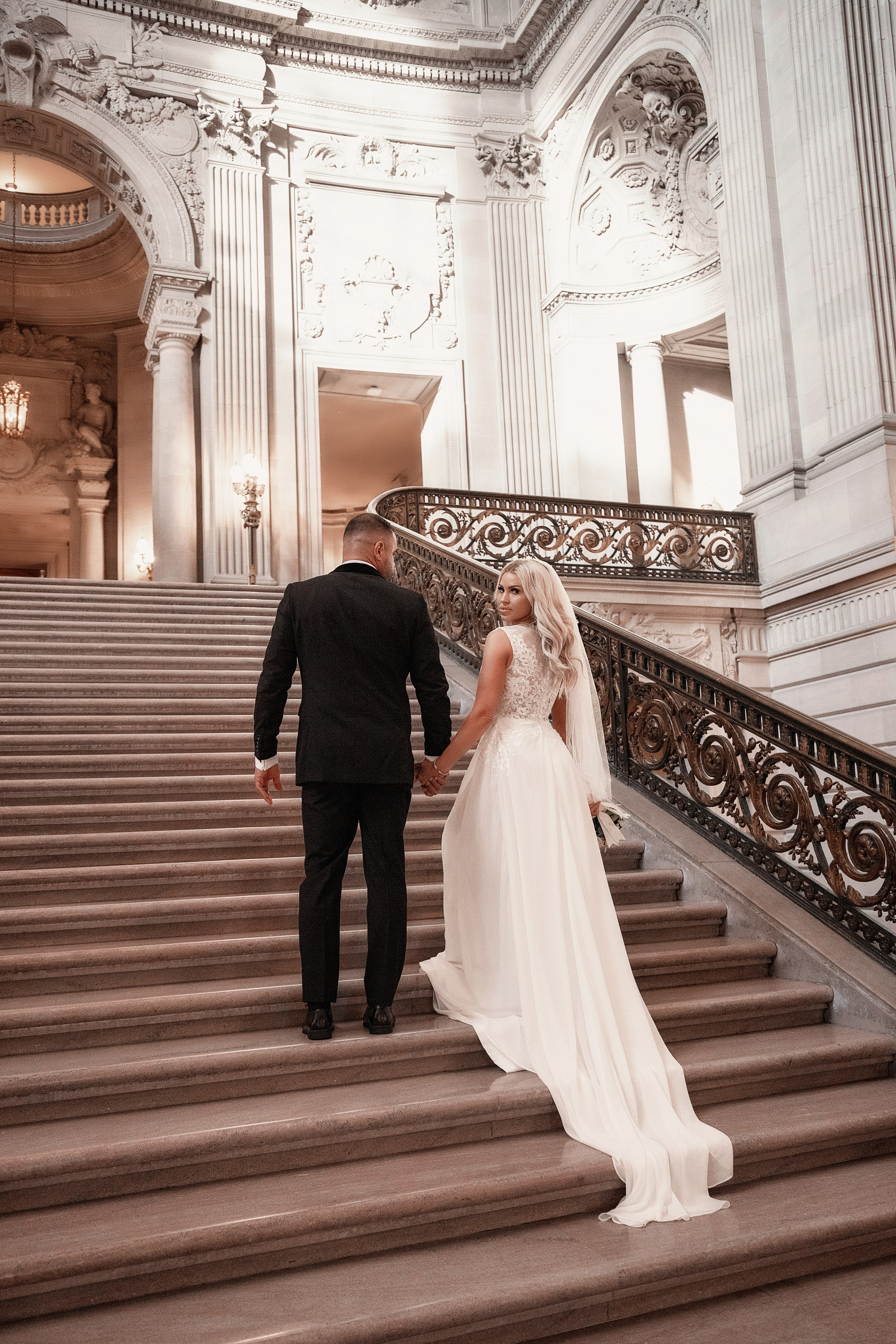 SF City Hall Wedding. Bay Area Photographer: family, maternity, love story, wedding