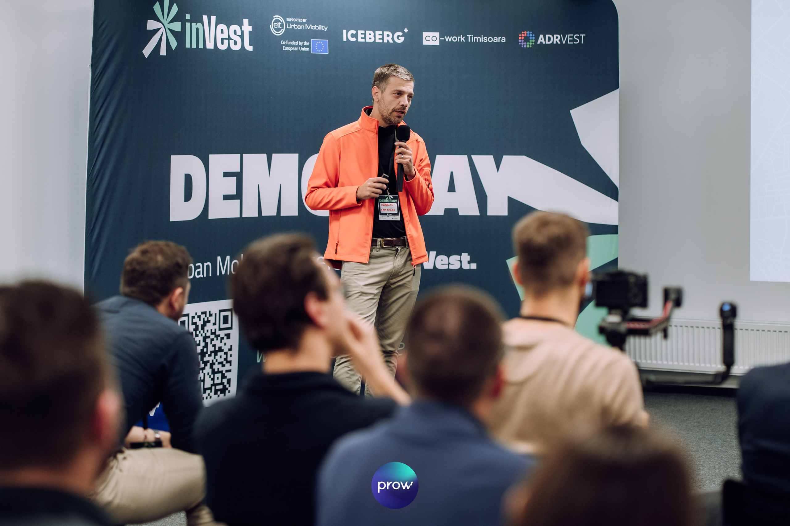 InVest DemoDay @ Cowork. Cozac Cristian Photographer