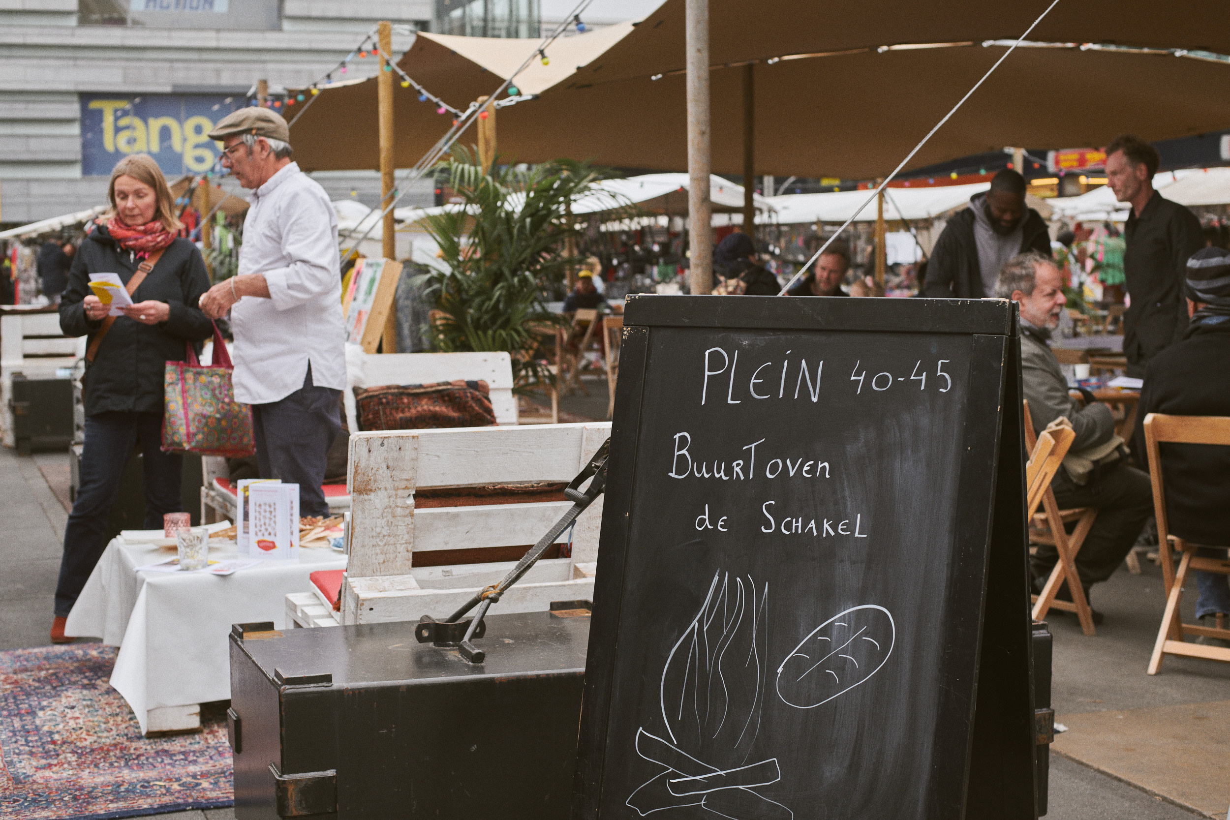 Documentary photoshoot of Maydan Festival 2022. Portrait Photographer in Brussels & Amsterdam — Victoria Ushkanova