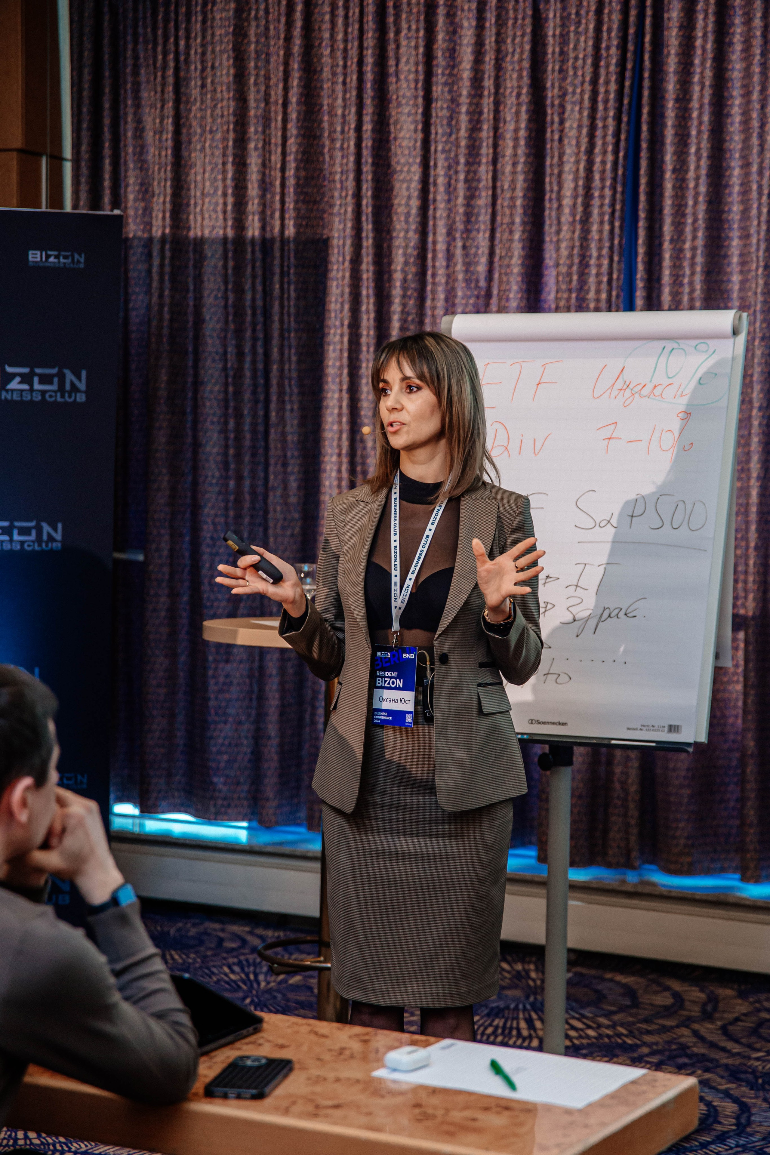 Club Bizon. Portrait family photographer in Berlin Elena Zakh