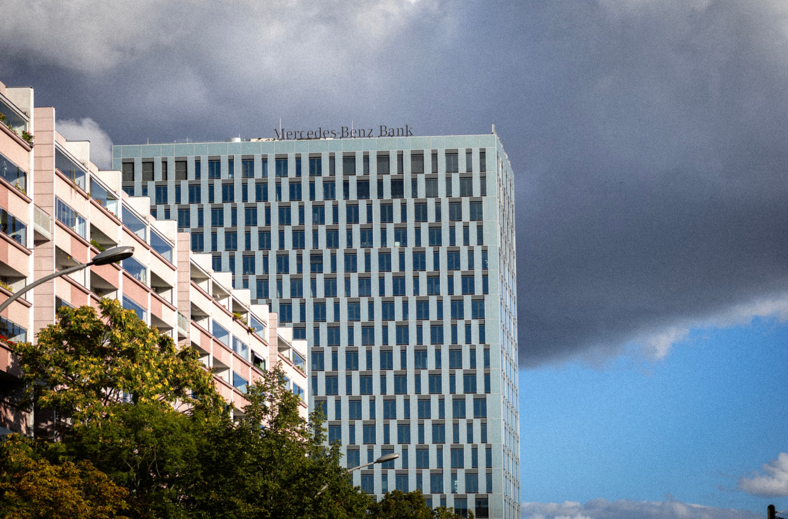 Berliner Mischung (in Farbe). BNW Around Photography