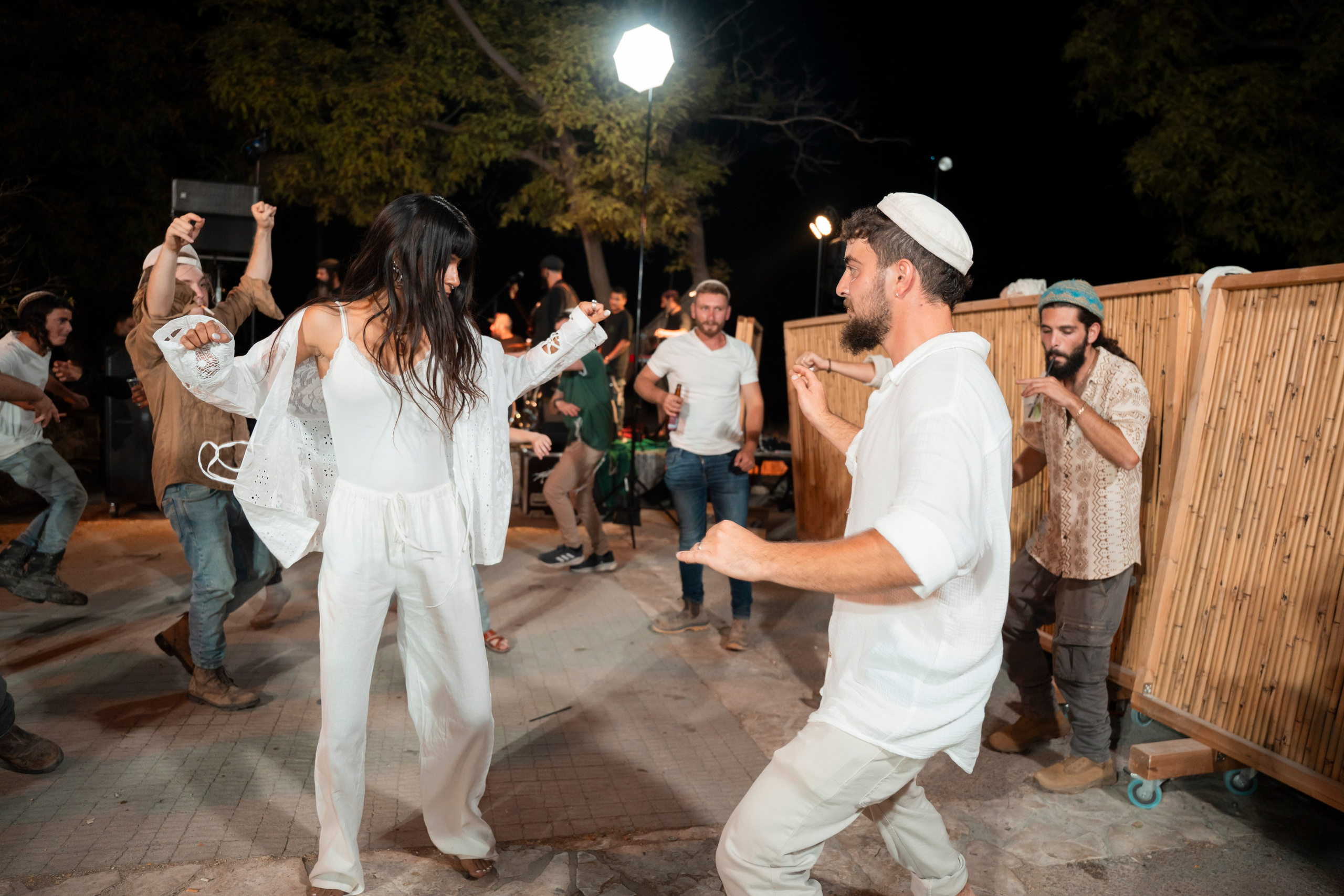 עדן ושלהבת. יוסף מזרחי צילום חתונה, ברית וזוגיות. צלם מקצועי שאוהב להוציא אתכם הכי יפים ברגעים הכי מרגשים