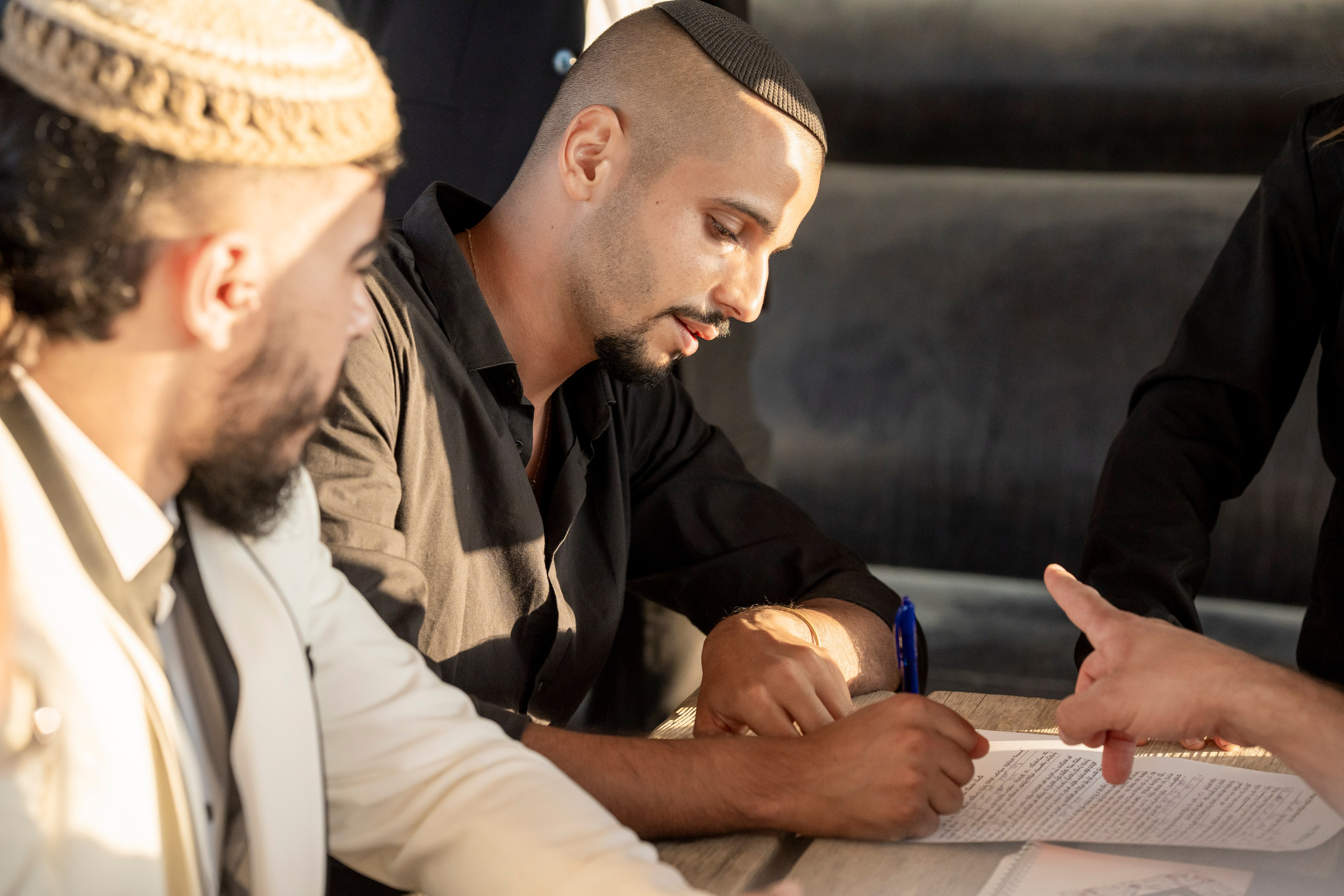 אביה ואחיה. יוסף מזרחי צילום חתונה, ברית וזוגיות. צלם מקצועי שאוהב להוציא אתכם הכי יפים ברגעים הכי מרגשים