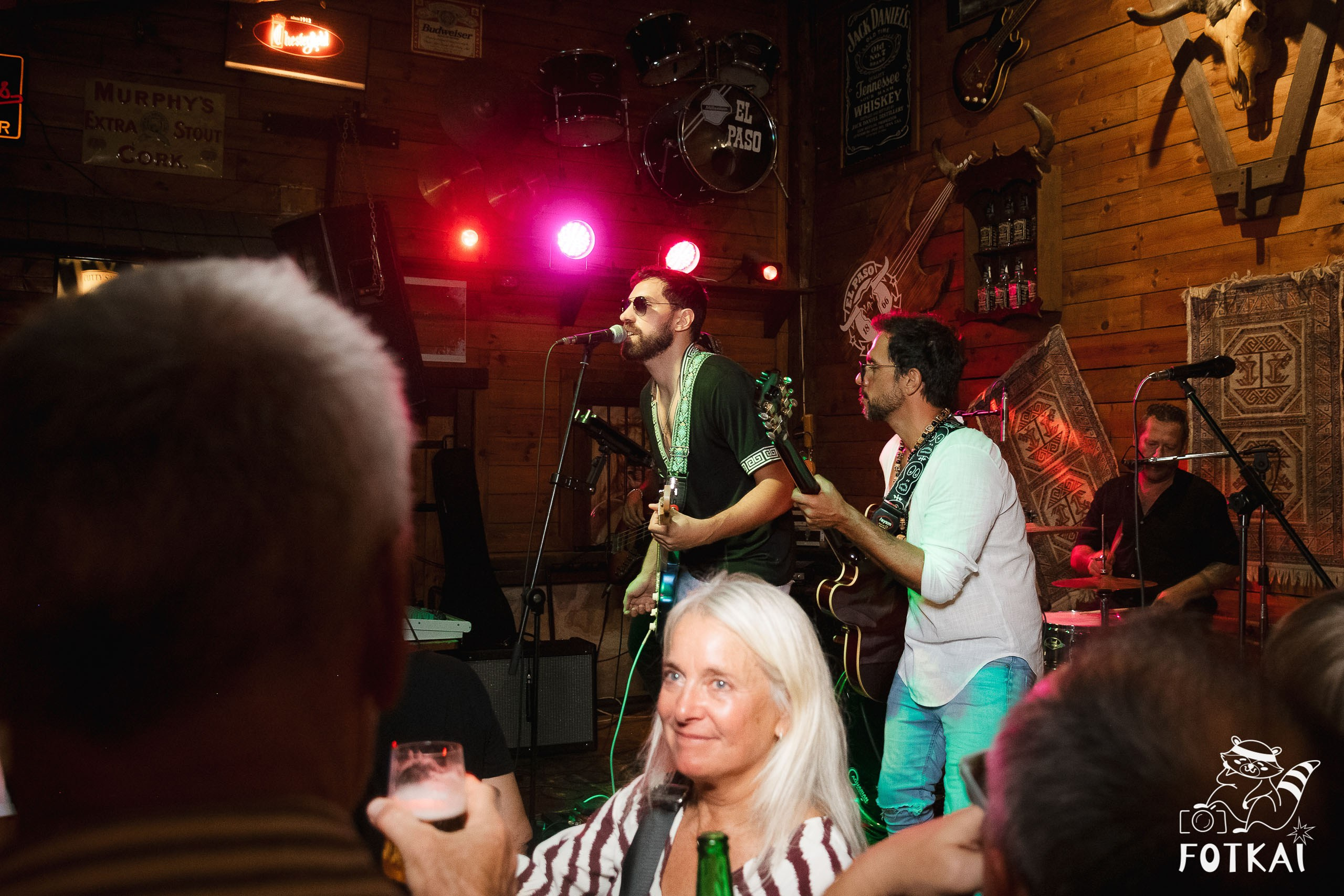 Stones of the Coast en El Paso Rock Bar Torrevieja: Reportaje fotográfico 20.09.25 | FOTKAI