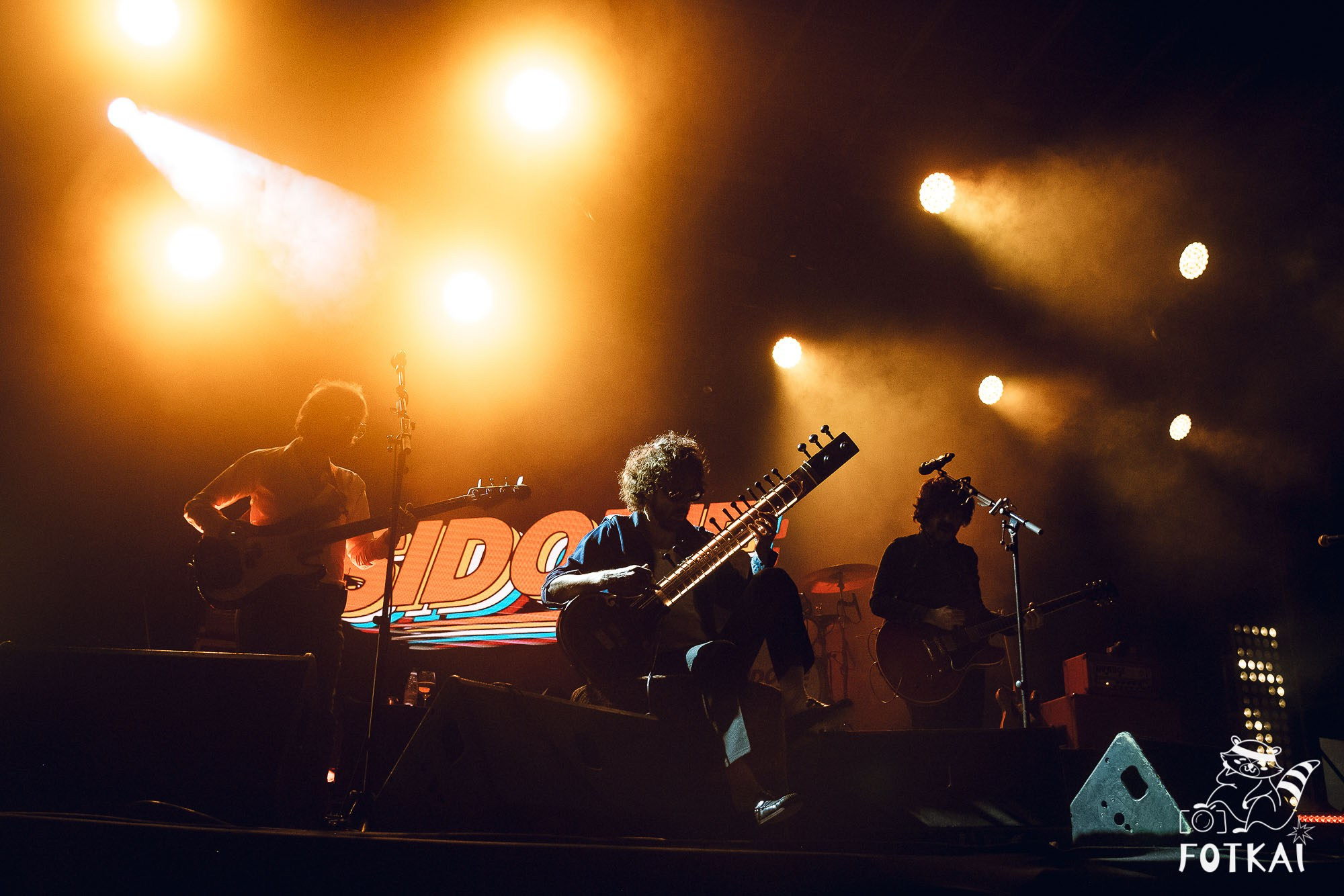 Sidonie en Torrevieja 2025 – Fotos del concierto y reportaje completo | FOTKAI