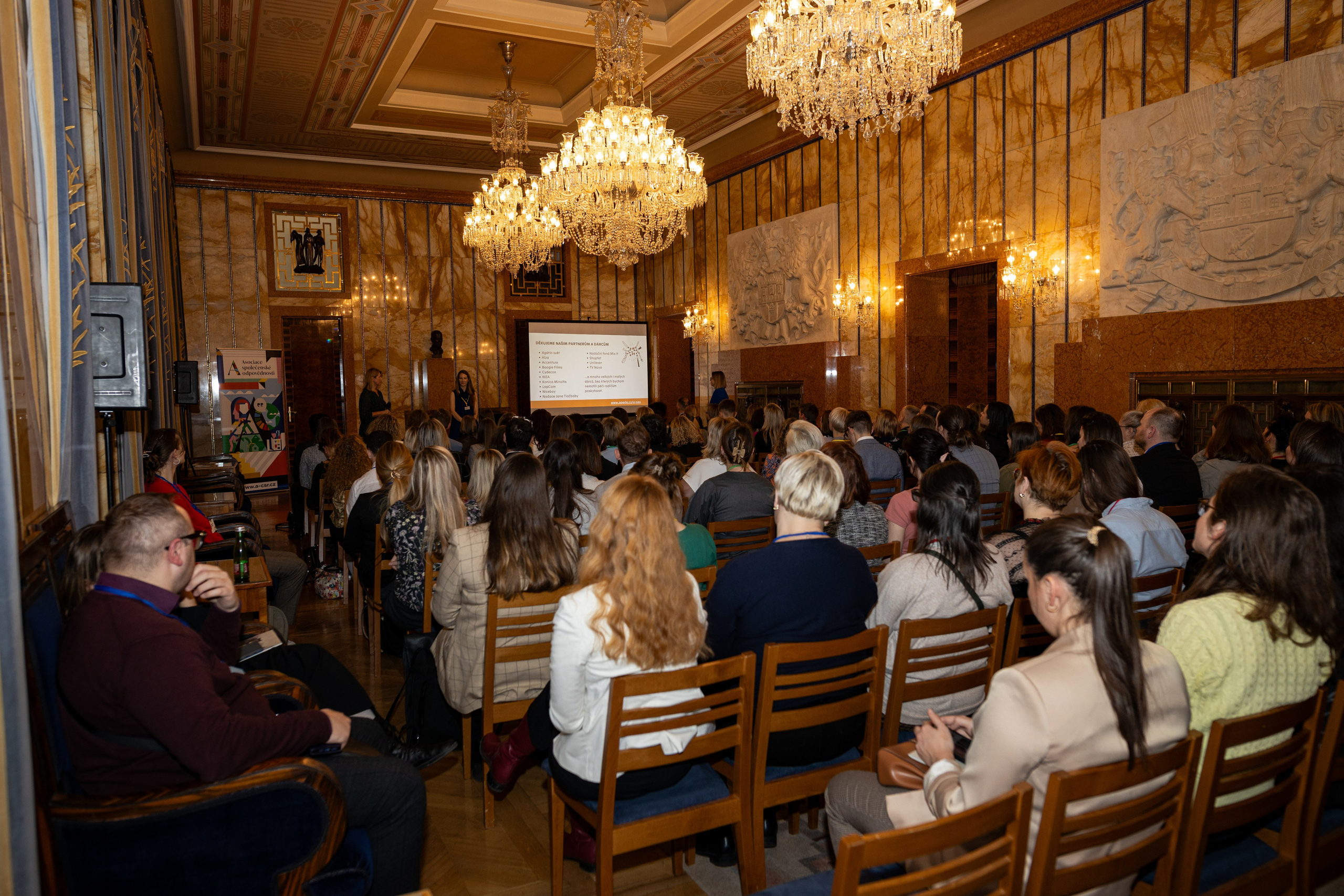 Eventová fotografie. Dana Lišková — Empatická fotografka | Introspektivní umělkyně | Neurodivergentní koučka| Zakladatelka Artepy.cz
