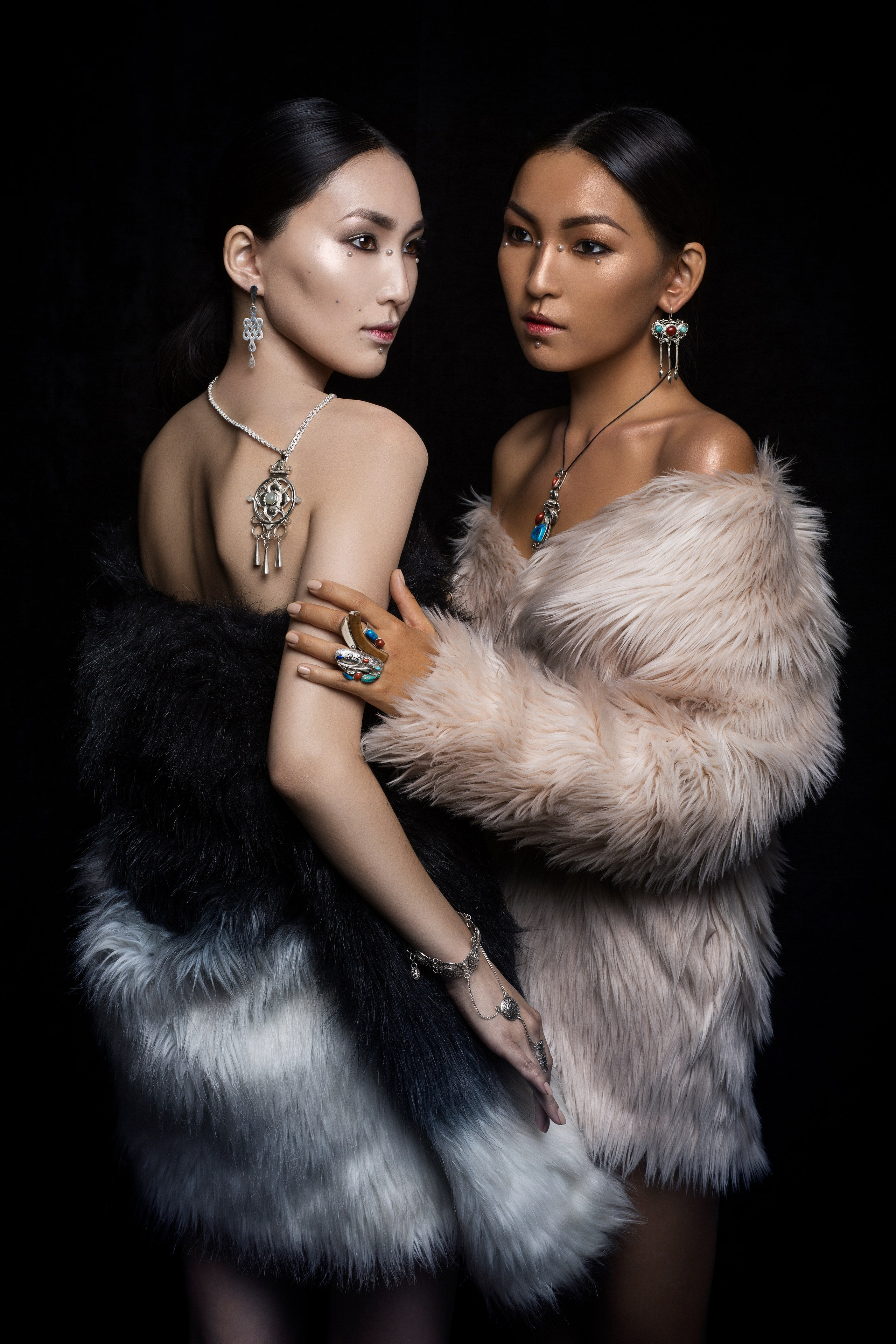 СЕРЕБРЯНАЯ МОДА. Фотостудия рекламной, коммерческой съемки в Улан-Удэ