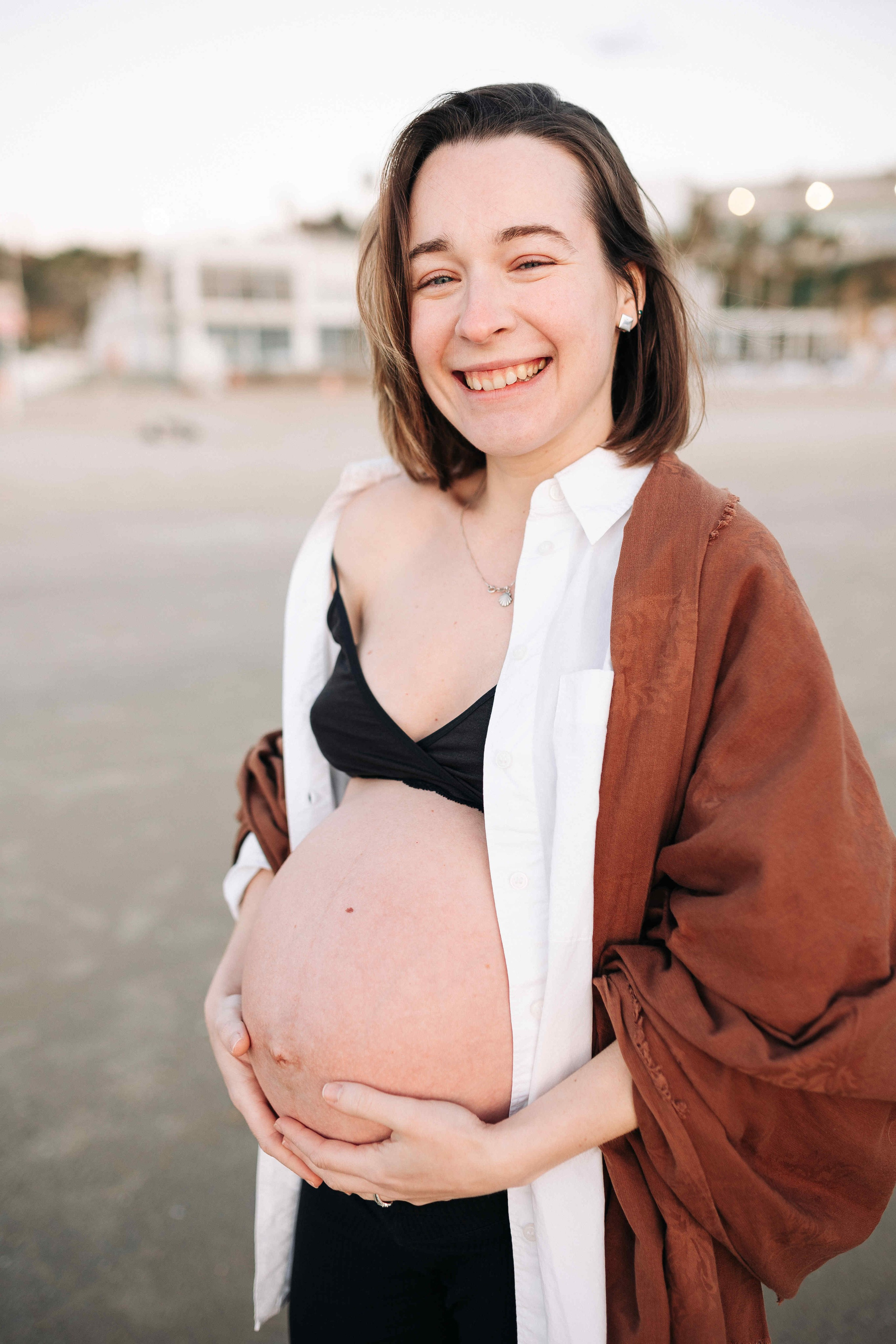 WINTER, PREGNANCY PHOTOSESSION (TEL AVIV). PHOTOGRAPHER IN ISRAEL