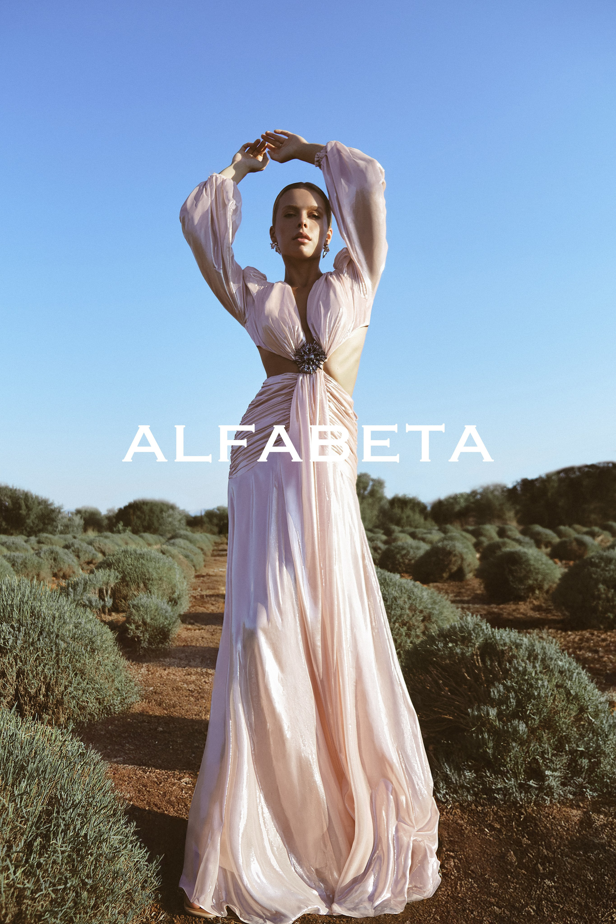 Alfabeta SS'22. Commercial fashion photographer based in Turkey and Europe