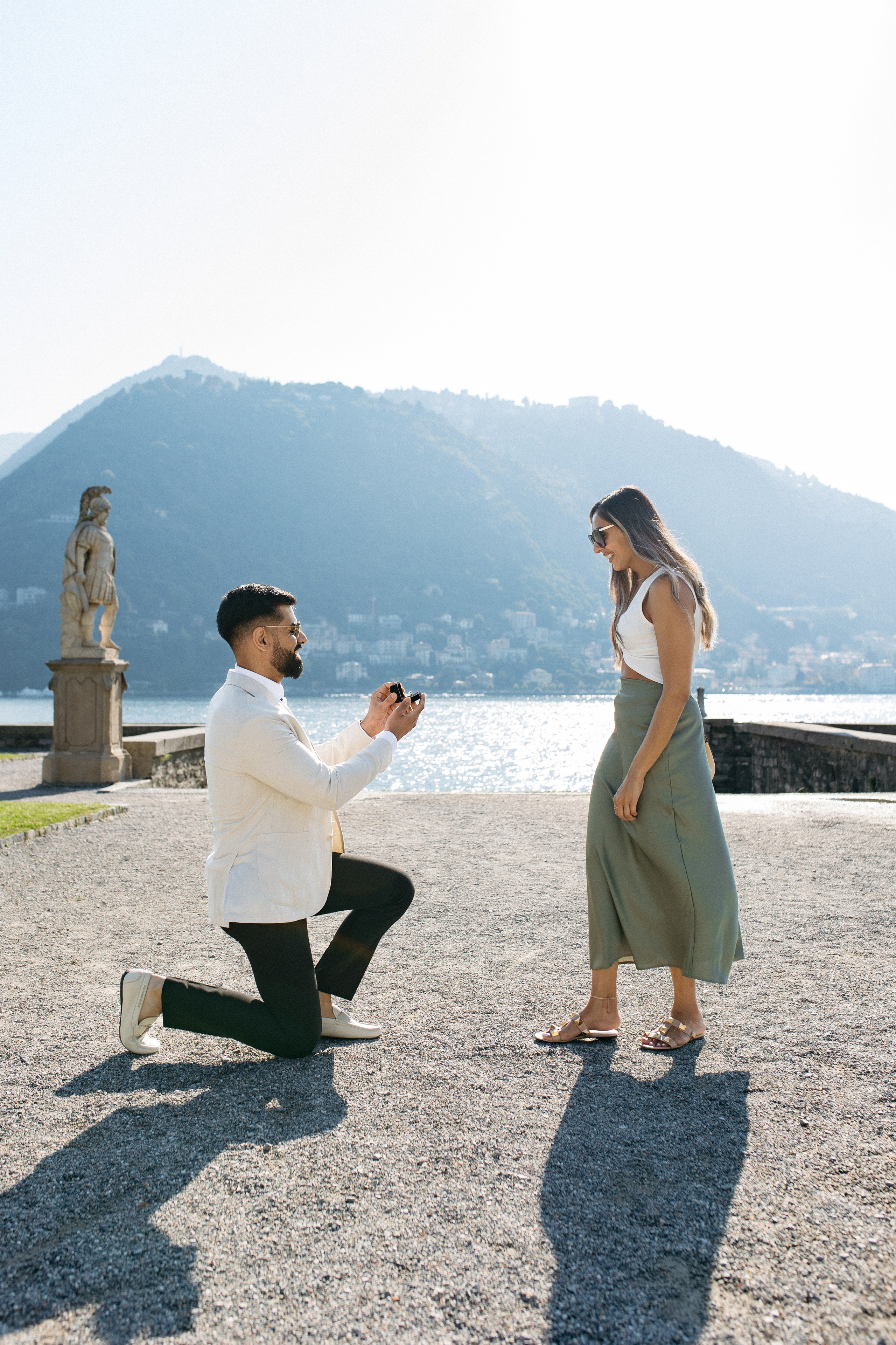 She said yes 💍. Wedding photographer in Italy