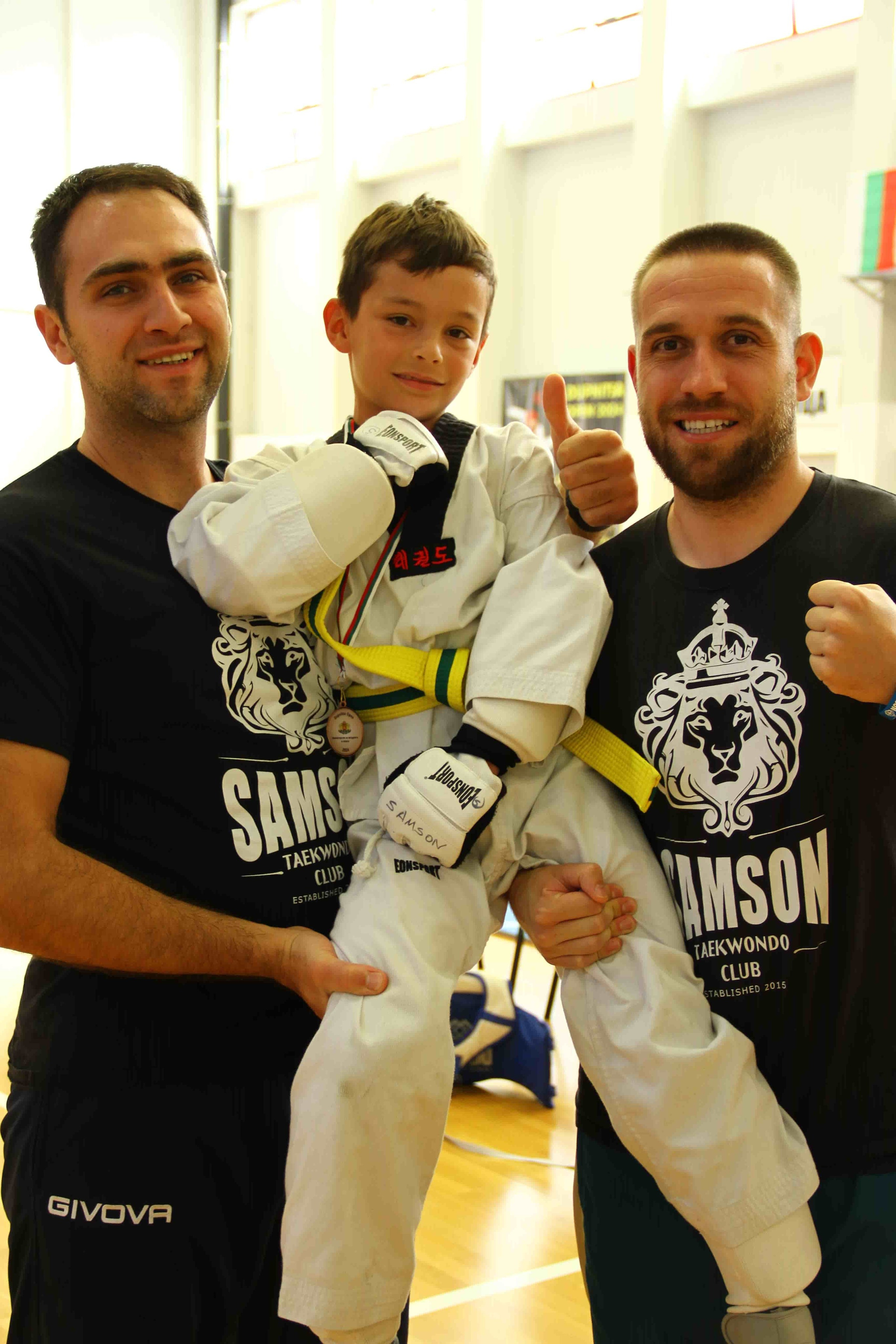 2024-10-19, ТАЕКУОНДО, Дупница. СПОРТНА ФОТОГРАФИЯ | ПОРТРЕТНА | РЕПОРТАЖНА