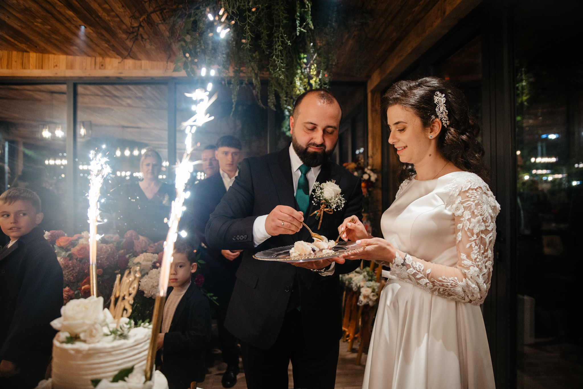 Nunta de Poveste la Sucevița: Cristi și Andreea. Servicii foto-video profesionale, pentru momente de neuitat