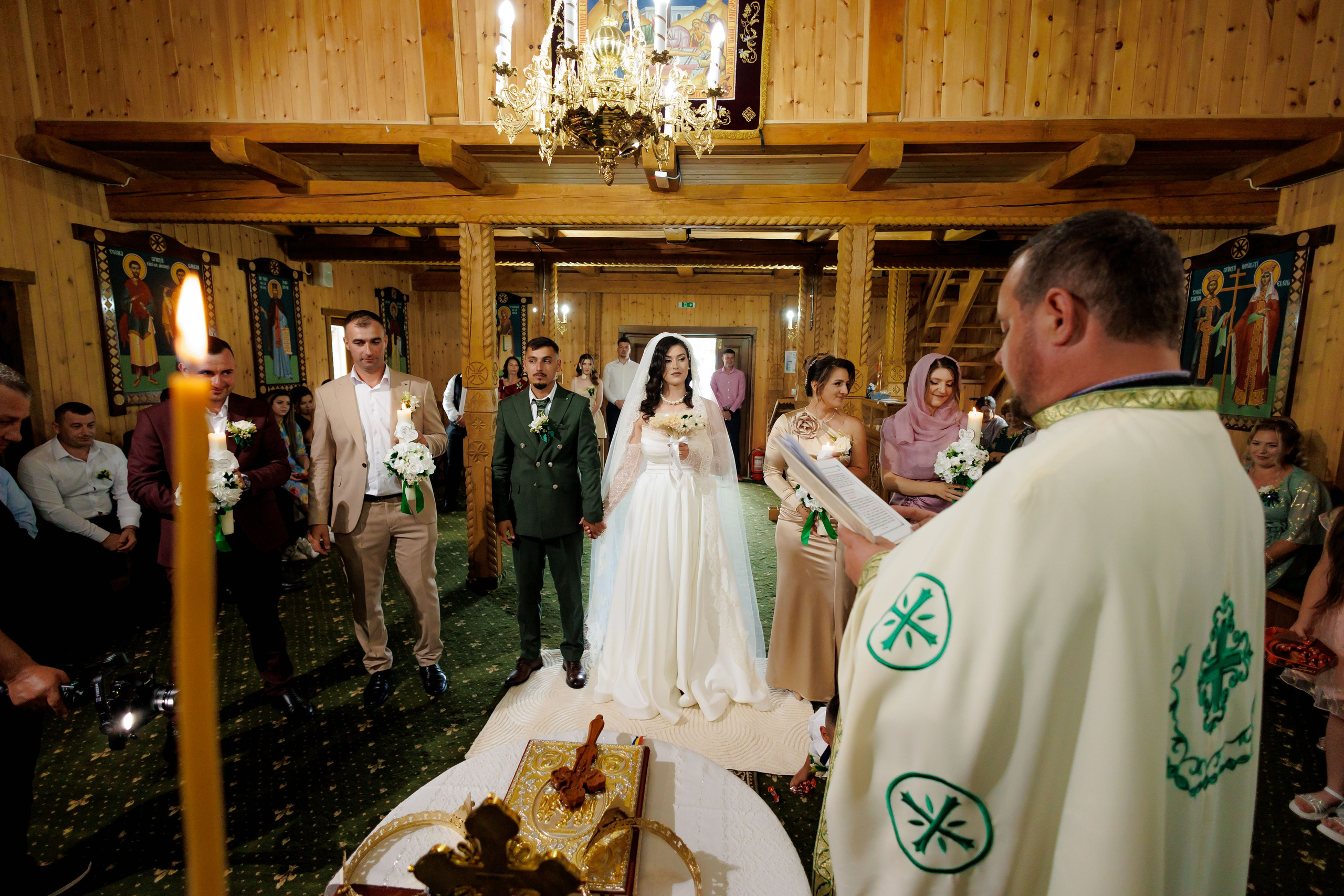 Nunta Nicoleta & Răzvan | Fotografie & Videografie Profesională. Servicii foto-video profesionale, pentru momente de neuitat