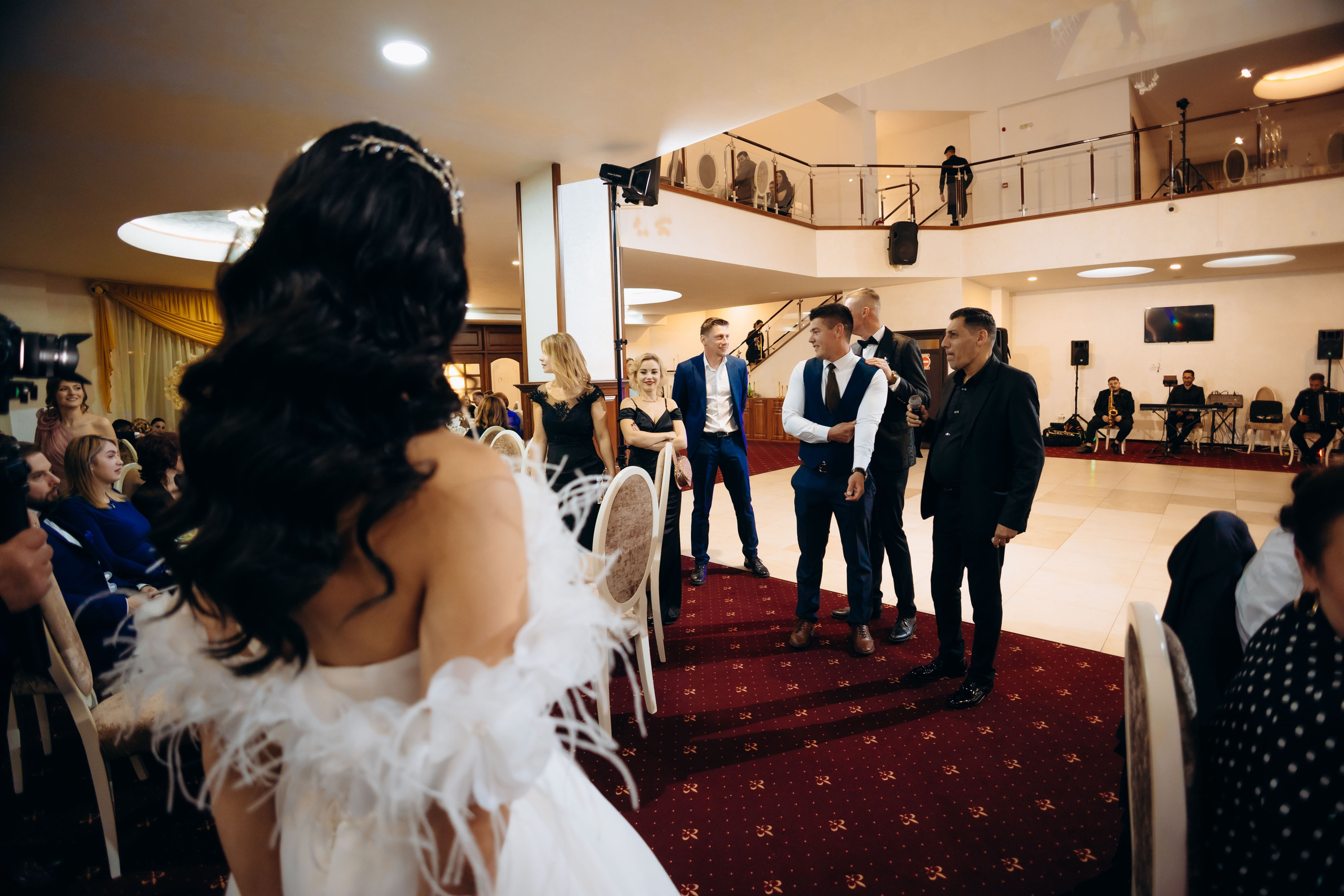 Loredana & Emilian – Ziua Nunții | Videografie - fotografie Botez Suceava, Iași, Botoșani. Servicii foto-video profesionale, pentru momente de neuitat
