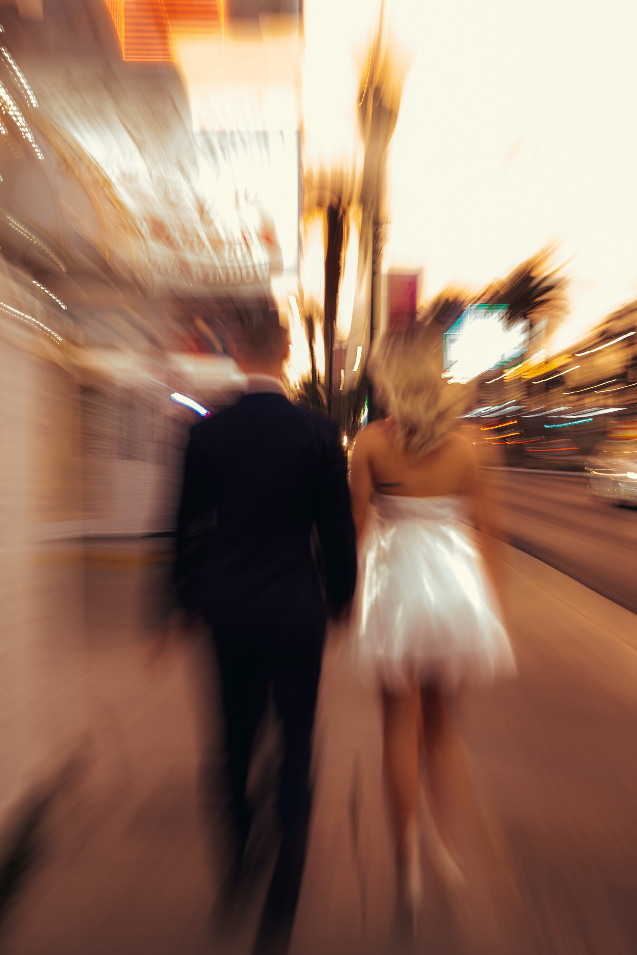 Lauren&Deric. 10.11.24. Wedding & elopement photographer Viktoriya Kravtsov. Las Vegas