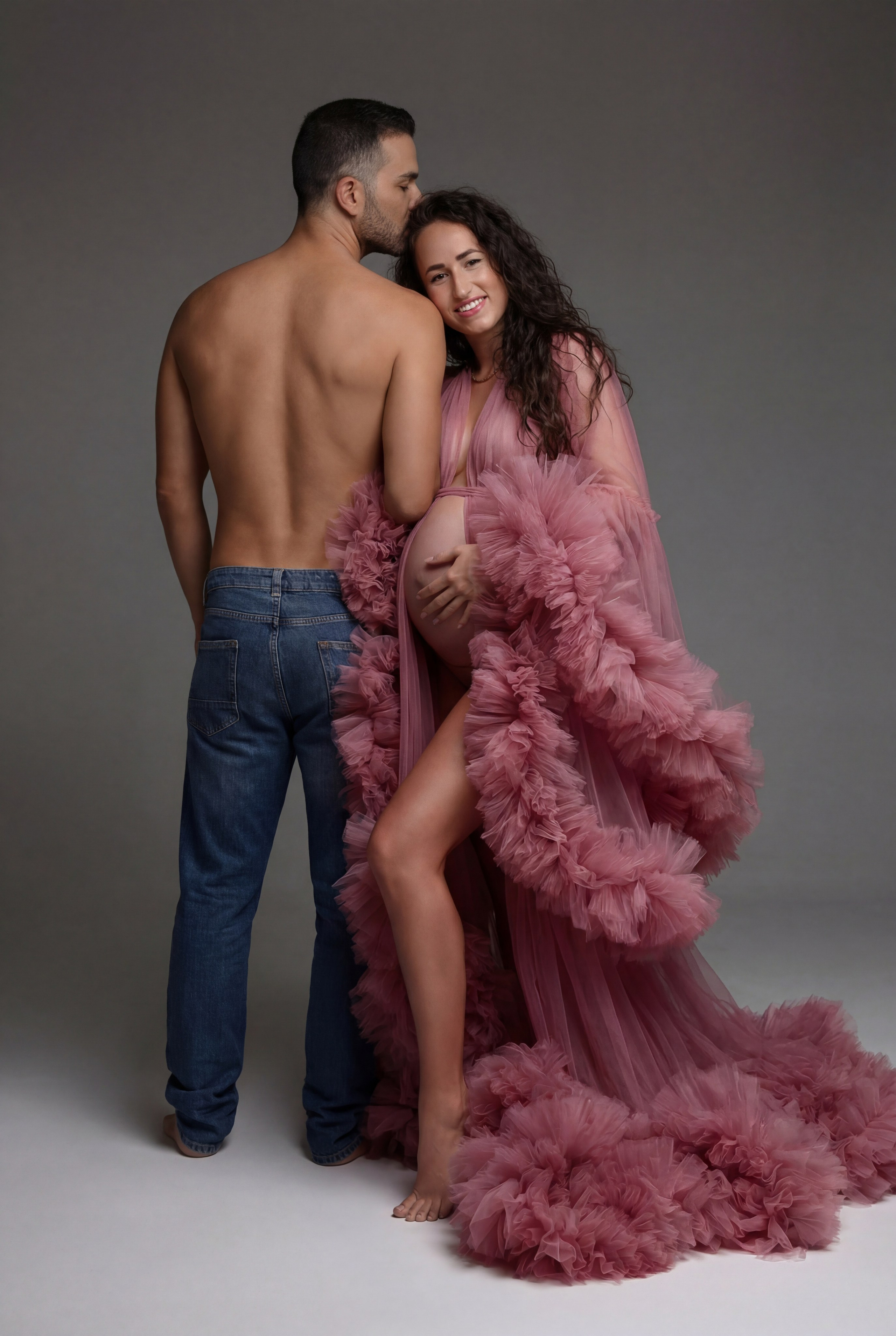 una sesión de fotos ,sesión de fotos para , sesión de fotos Almería , fotografía Almería , fotos premamá ,sesión de fotos embarazo , sesión de fotos Maternidad ,sesión de fotos Embarazo en exteriores , fotos embarazo en la playa . sesión de fotos de embarazo en Estudio, fotografía de retrato Almería ,Estudio de fotografía para embarazadas y maternidad , Estudio Embarazadas fotos , mejor fotógrafo de Embarazo Almería , fotografía Embarazo en Almería 