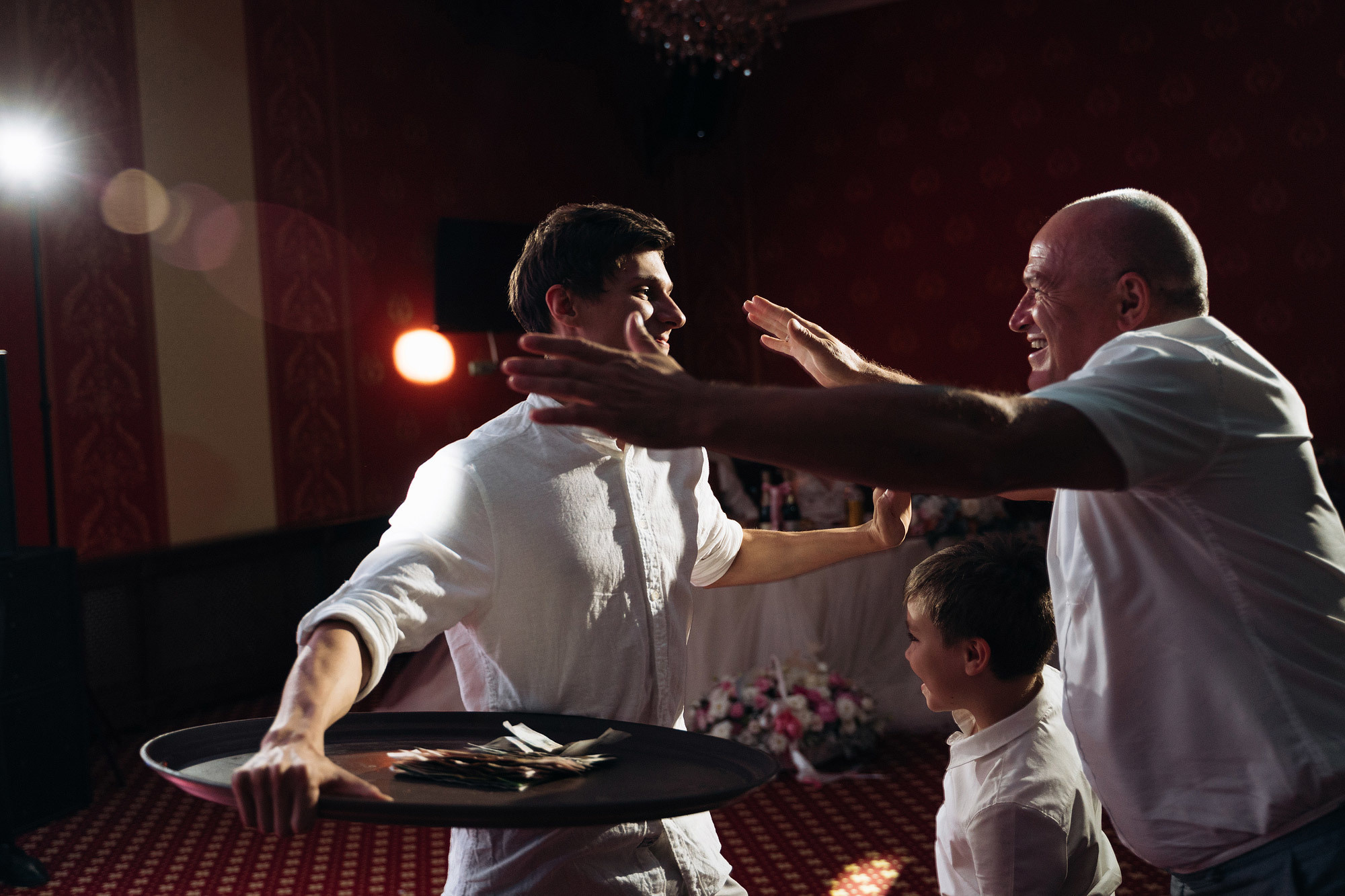 Свадьба и венчание в Крыму. Свадебный и семейный фотограф Алексей Попов. Штутгарт, Германия