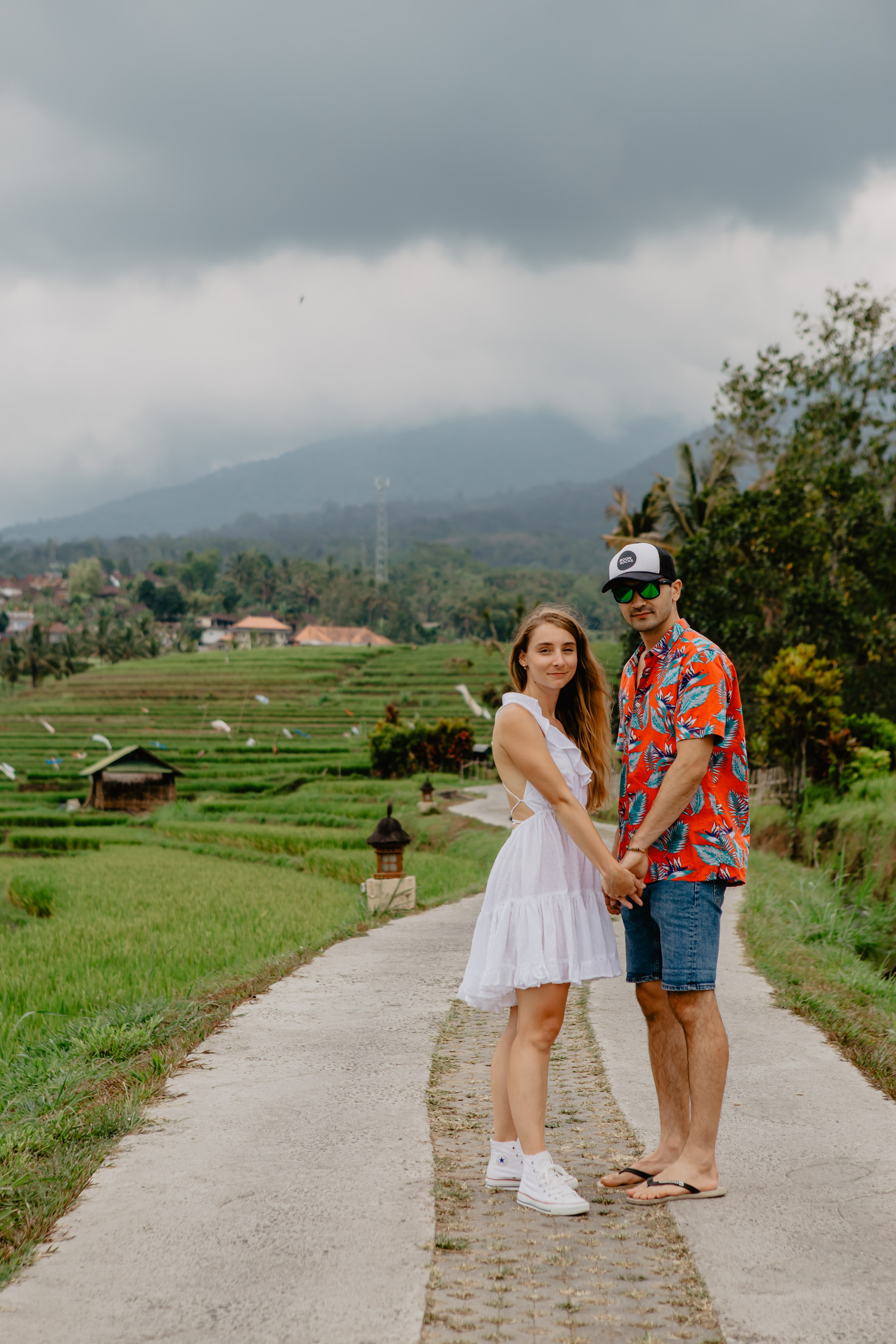 Honeymoon photo shoot in Bali. Female Photographer in Bali