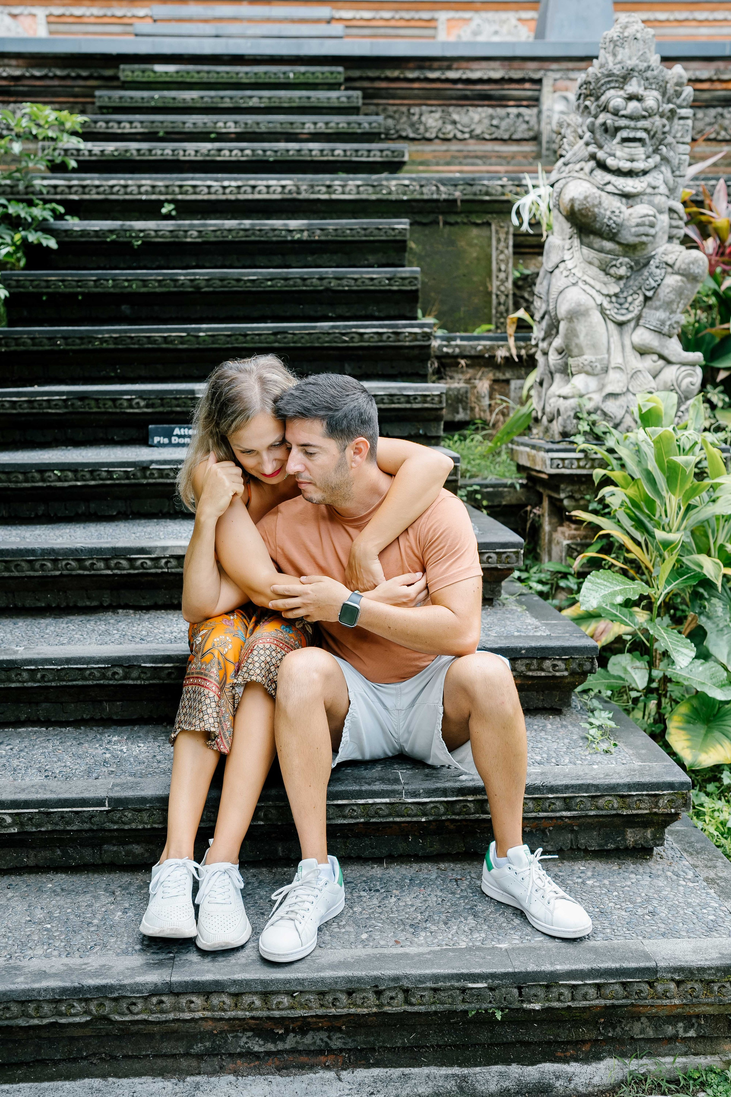 Honeymoon Photoshoot in bali. Female Photographer in Bali