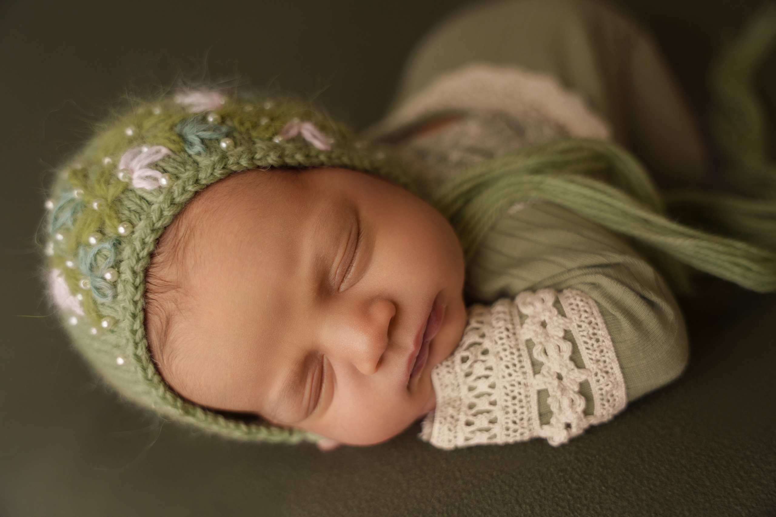 NEWBORN FOTOSHOOTING. Anna, Fotografin aus Wien, Österreich. Ich fotografiere in folgenden Genres: Babybauch-, Familien-, Mode- und Weihnachtsfotografie