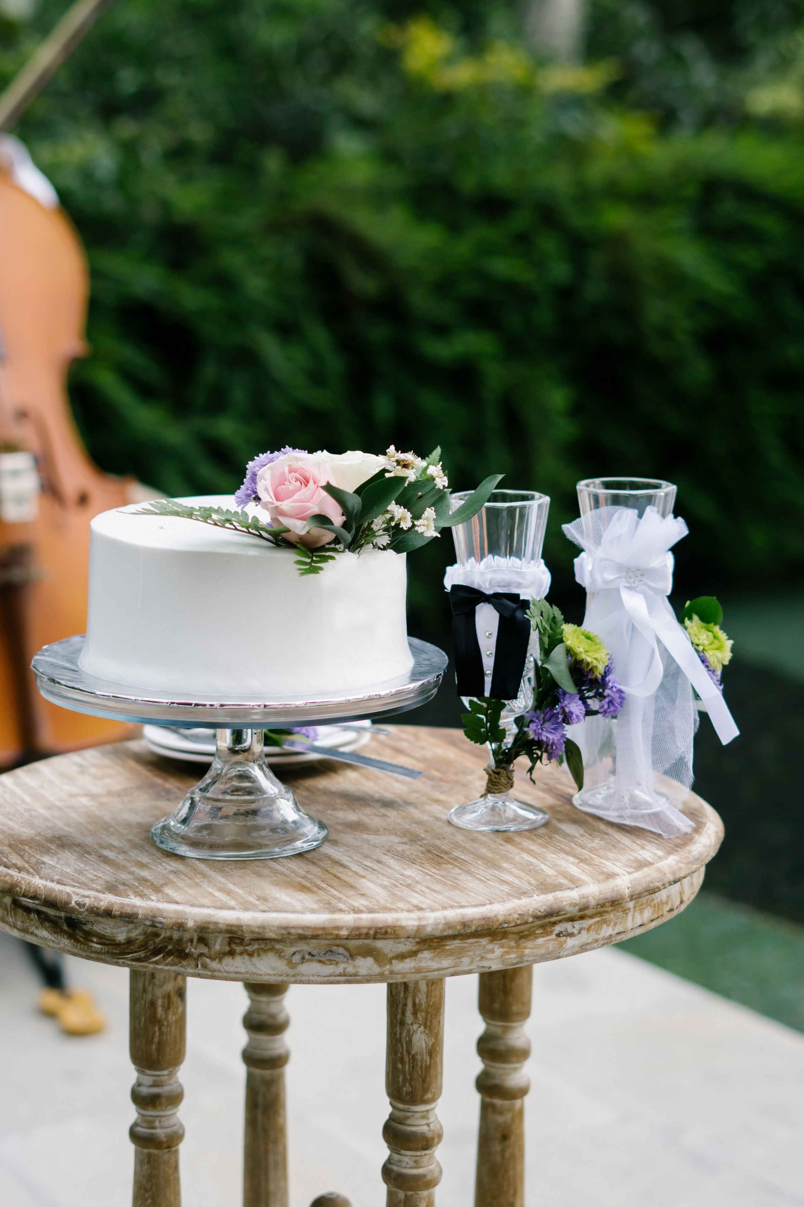 Jamie & Jordan. Female Photographer in Bali