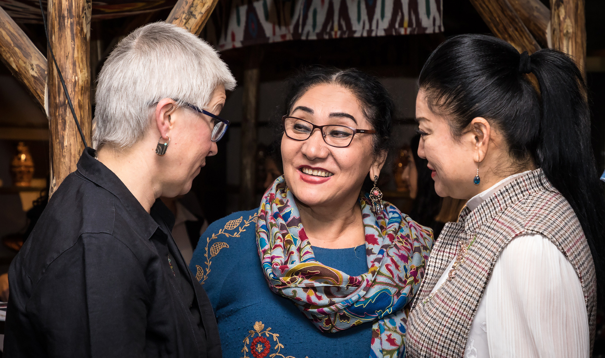 Презентация нового журнала Визит Узбекистан. Семейный, детский, репортажный фотограф в Ташкенте Елена Аллабергенова