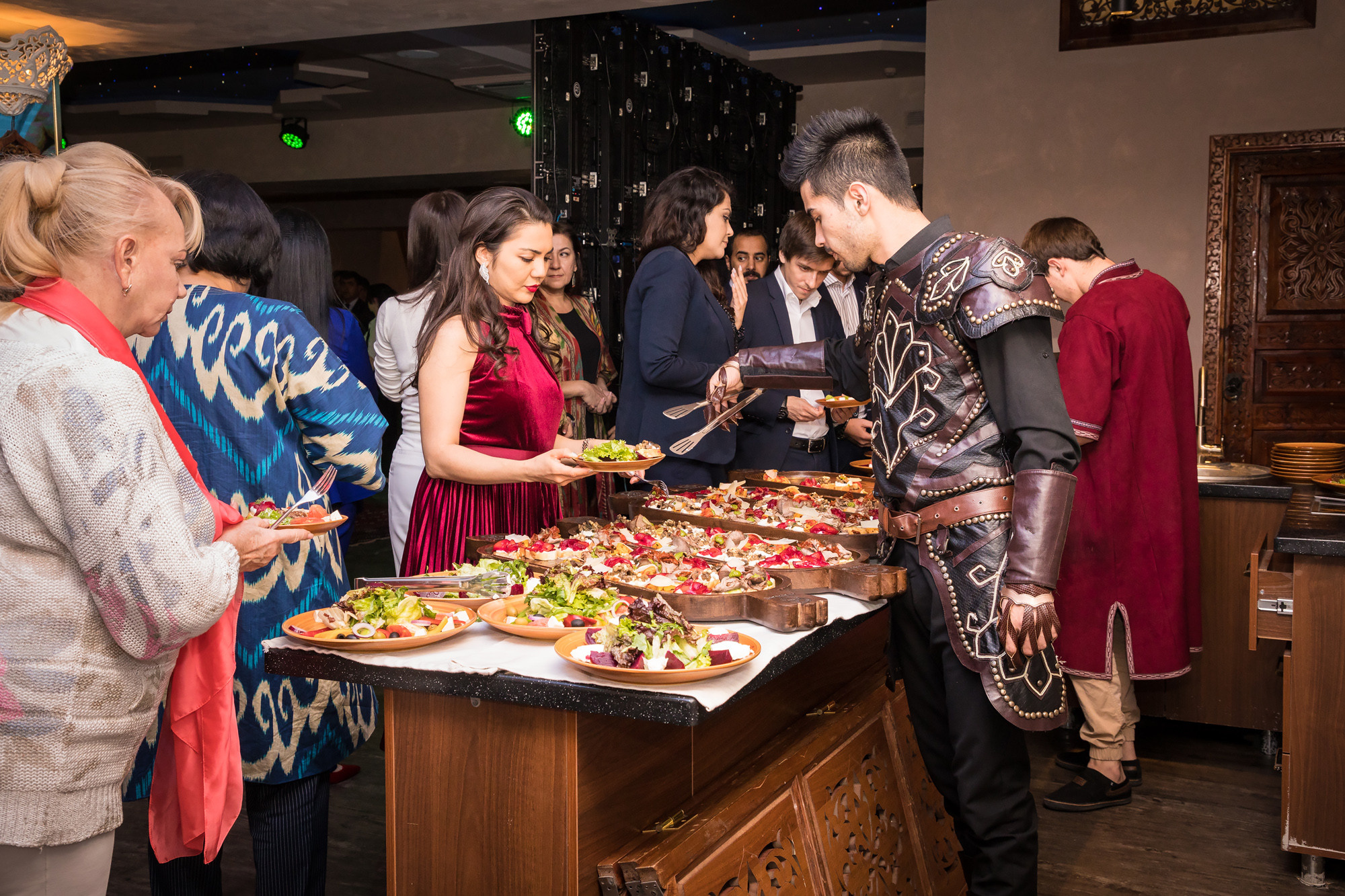 Презентация нового журнала Визит Узбекистан. Семейный, детский, репортажный фотограф в Ташкенте Елена Аллабергенова