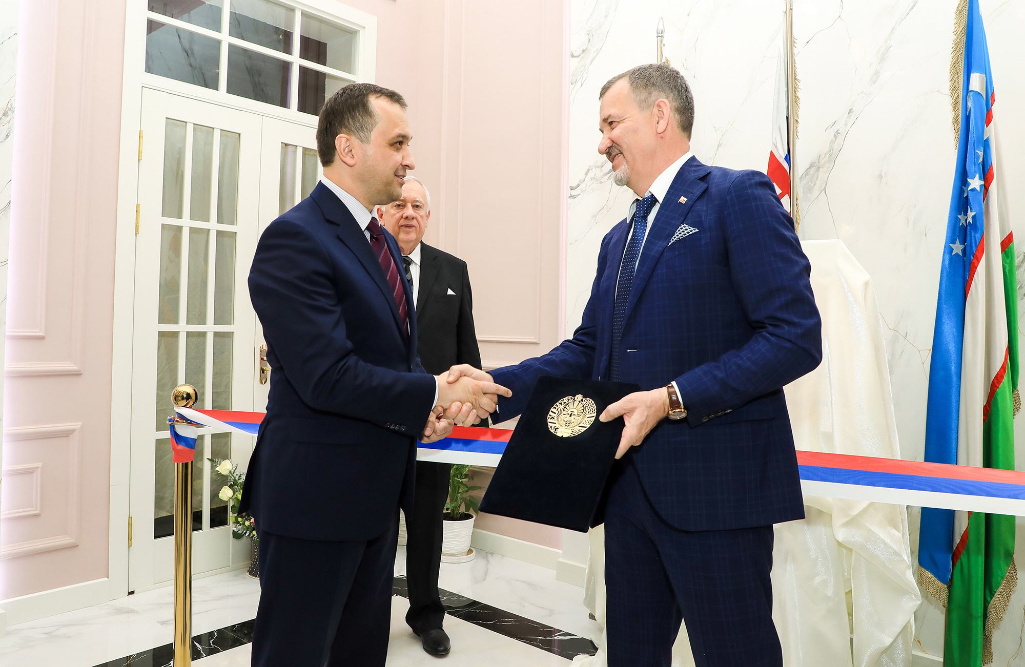 Открытие консульства Словакии. Семейный, детский, репортажный фотограф в Ташкенте Елена Аллабергенова