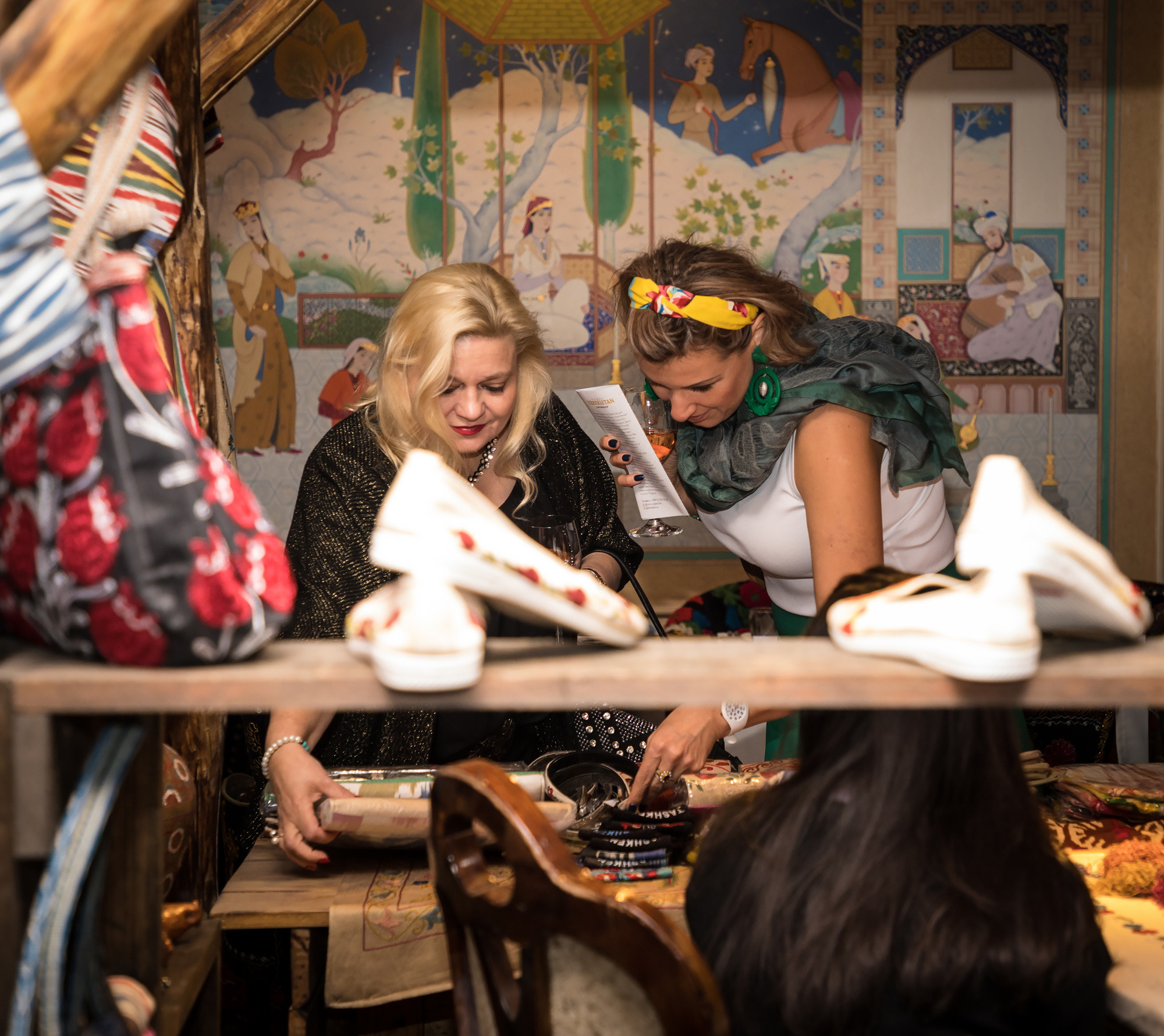 Презентация нового журнала Визит Узбекистан. Семейный, детский, репортажный фотограф в Ташкенте Елена Аллабергенова