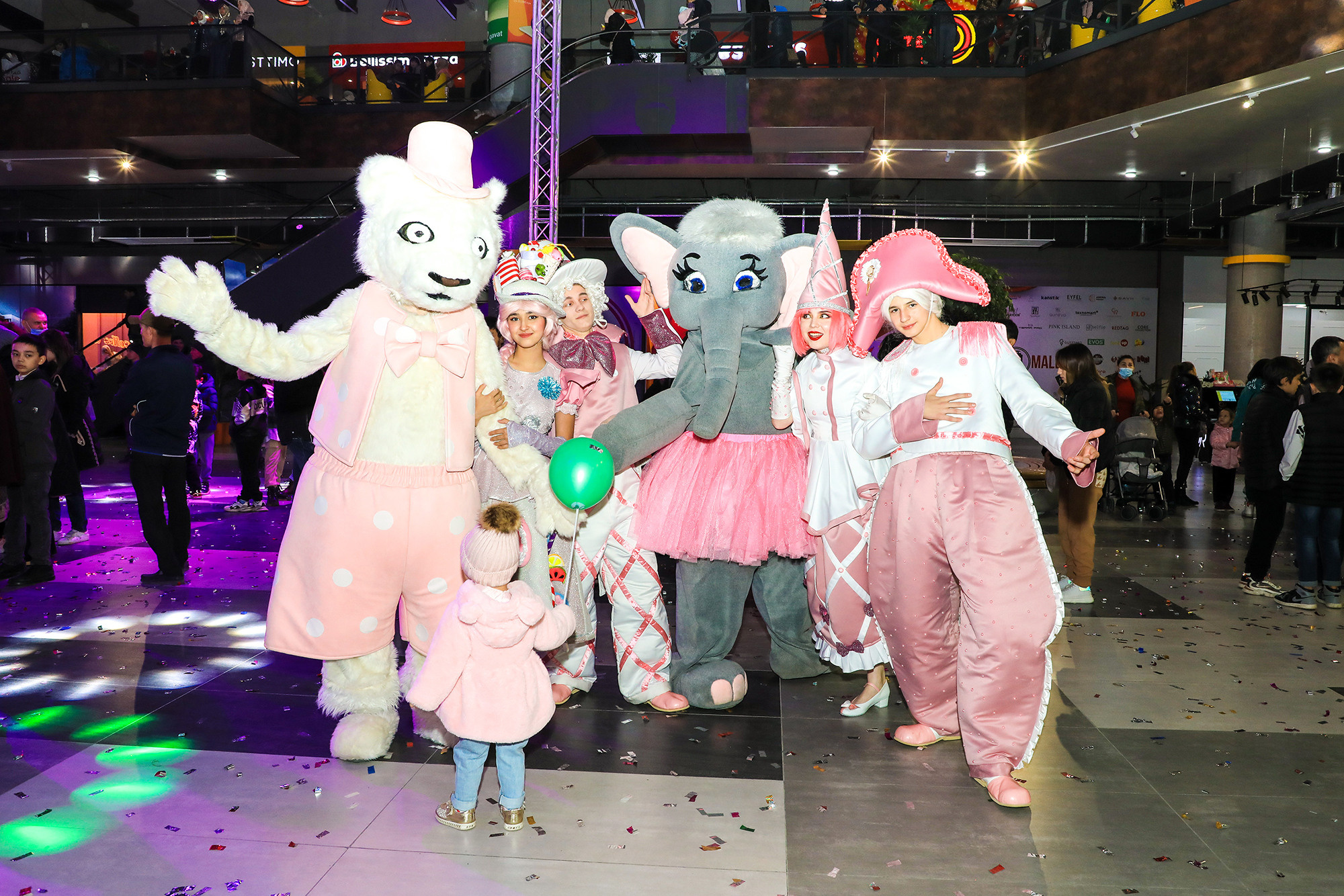 Открытие Депо Молл. Семейный, детский, репортажный фотограф в Ташкенте Елена Аллабергенова