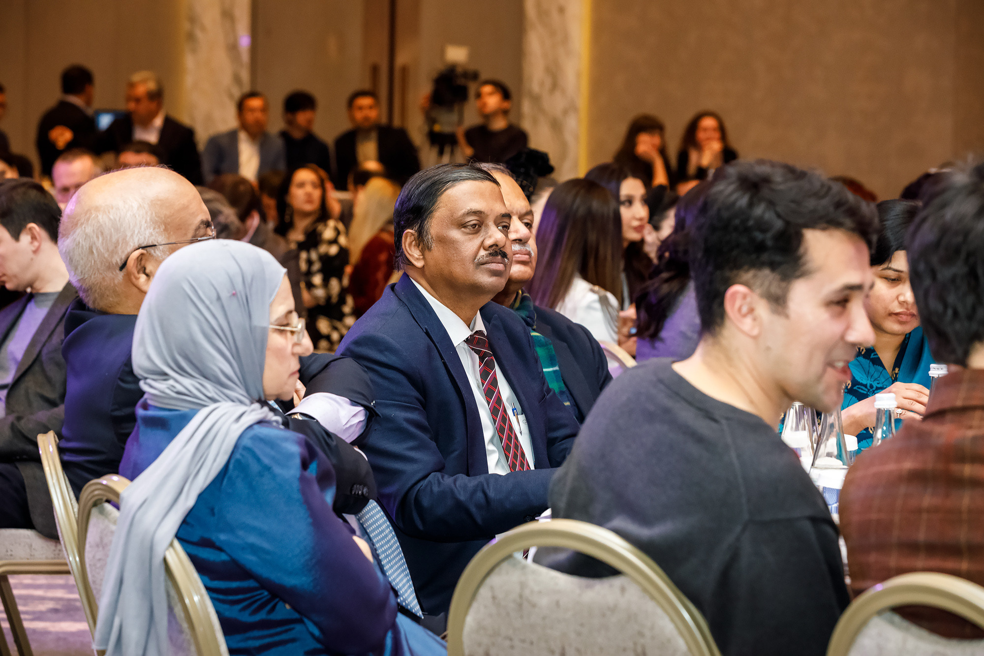 Презентация очередного выпуска журнала Визит Узбекистан. Семейный, детский, репортажный фотограф в Ташкенте Елена Аллабергенова