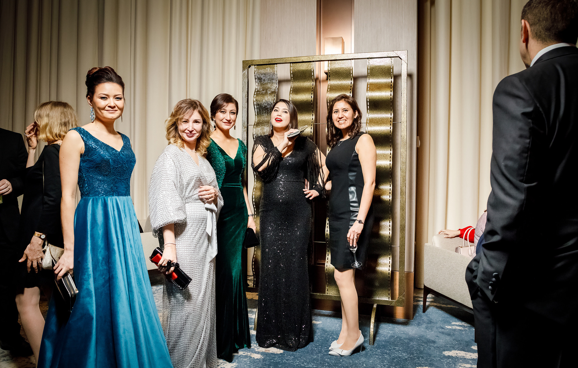 Бал для клуба жен дипломатов. Семейный, детский, репортажный фотограф в Ташкенте Елена Аллабергенова