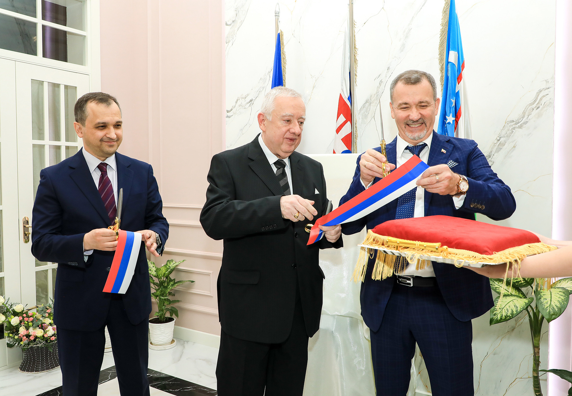 Открытие консульства Словакии. Семейный, детский, репортажный фотограф в Ташкенте Елена Аллабергенова