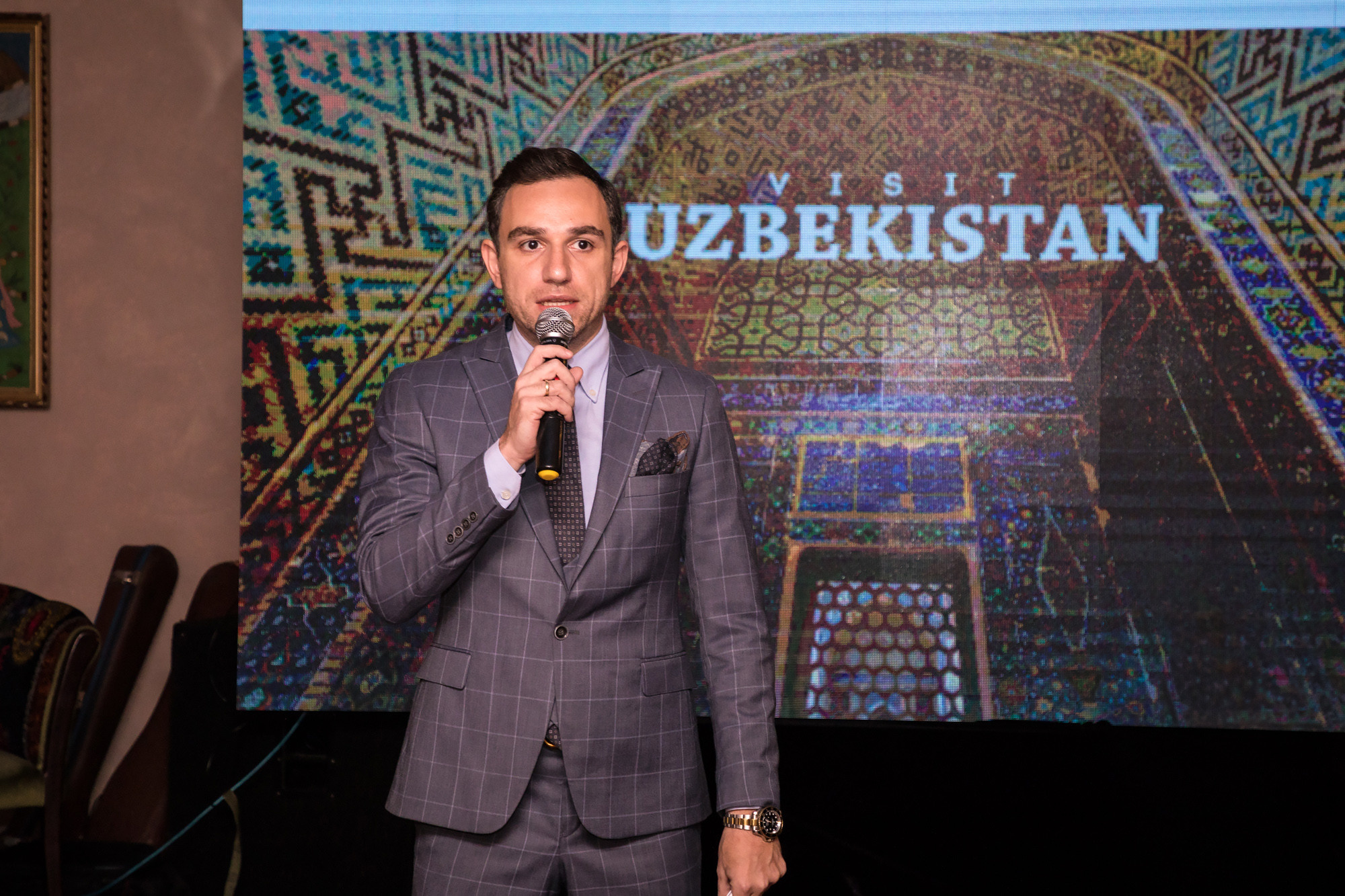 Презентация нового журнала Визит Узбекистан. Семейный, детский, репортажный фотограф в Ташкенте Елена Аллабергенова